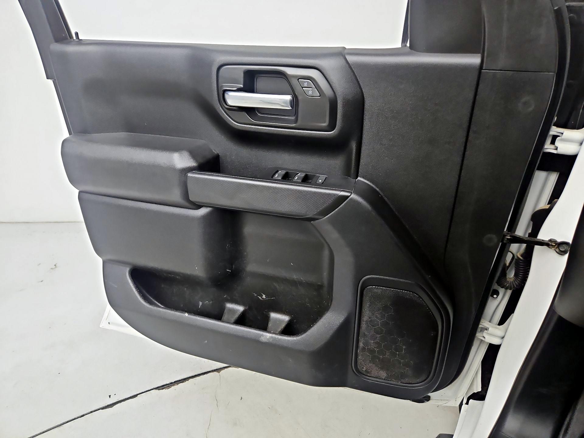 Thumbnail: 2023 Chevrolet Silverado 1500 - 12
