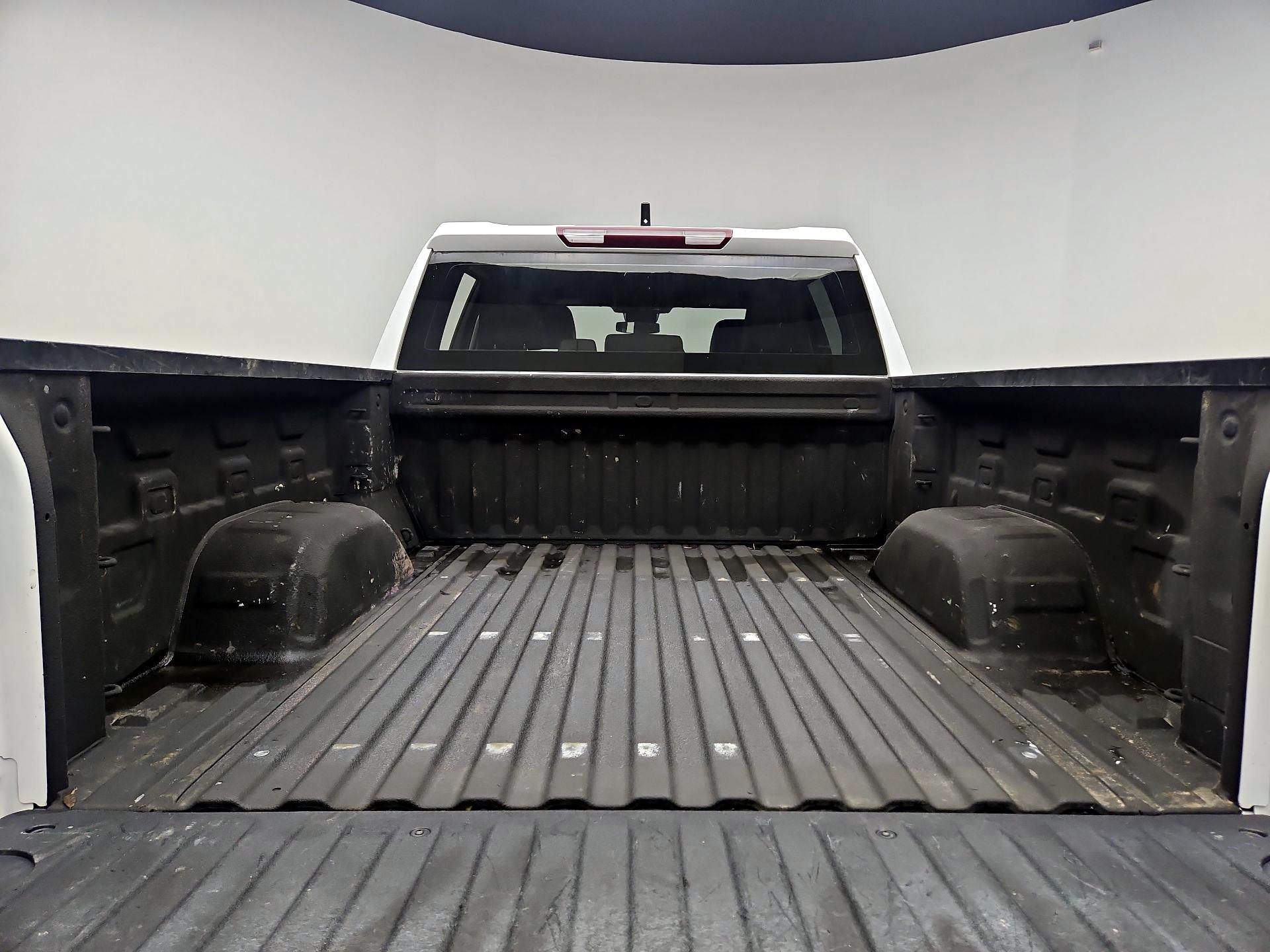 Thumbnail: 2023 Chevrolet Silverado 1500 - 19