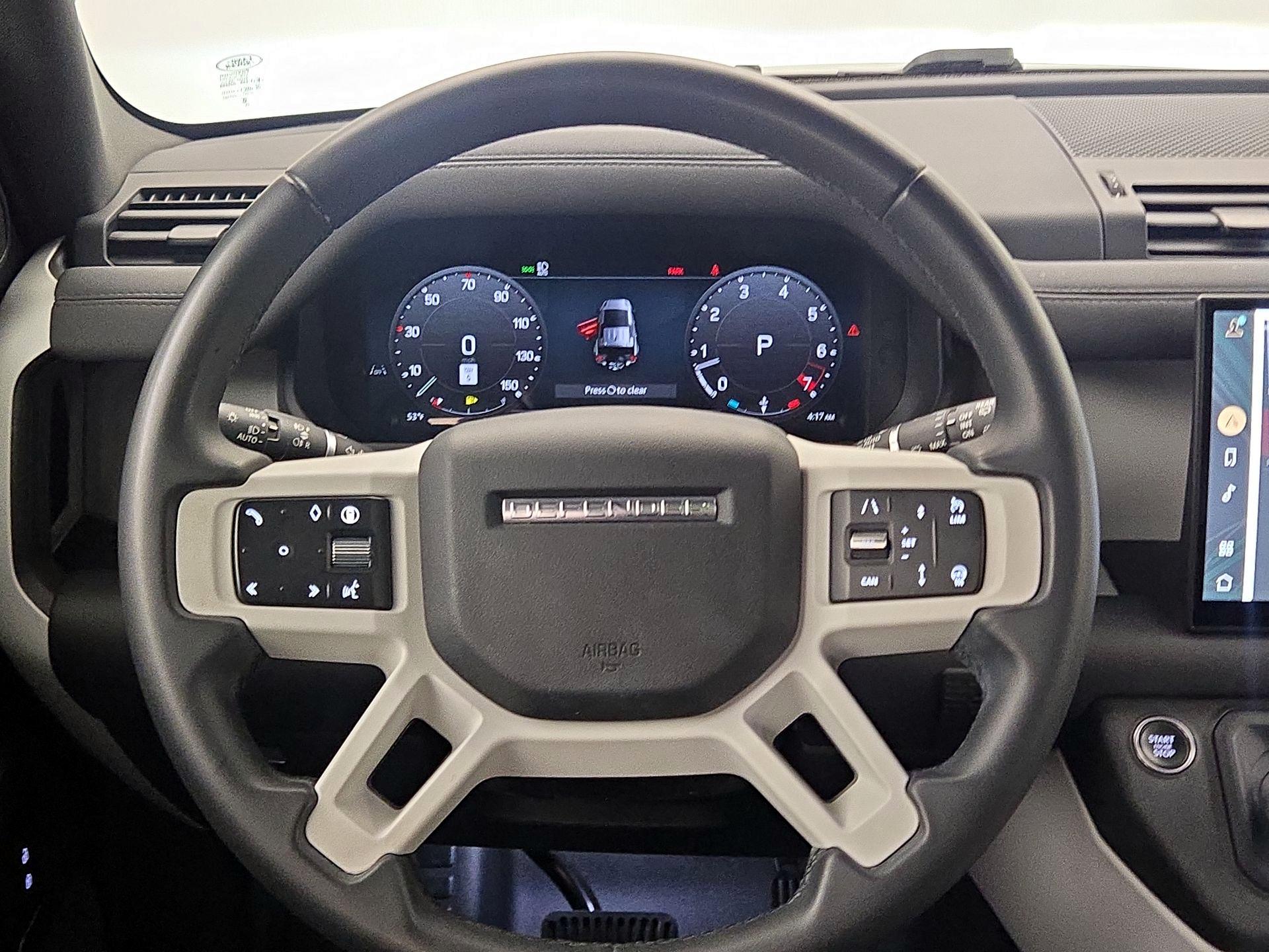 Thumbnail: 2025 Land Rover Defender - 10