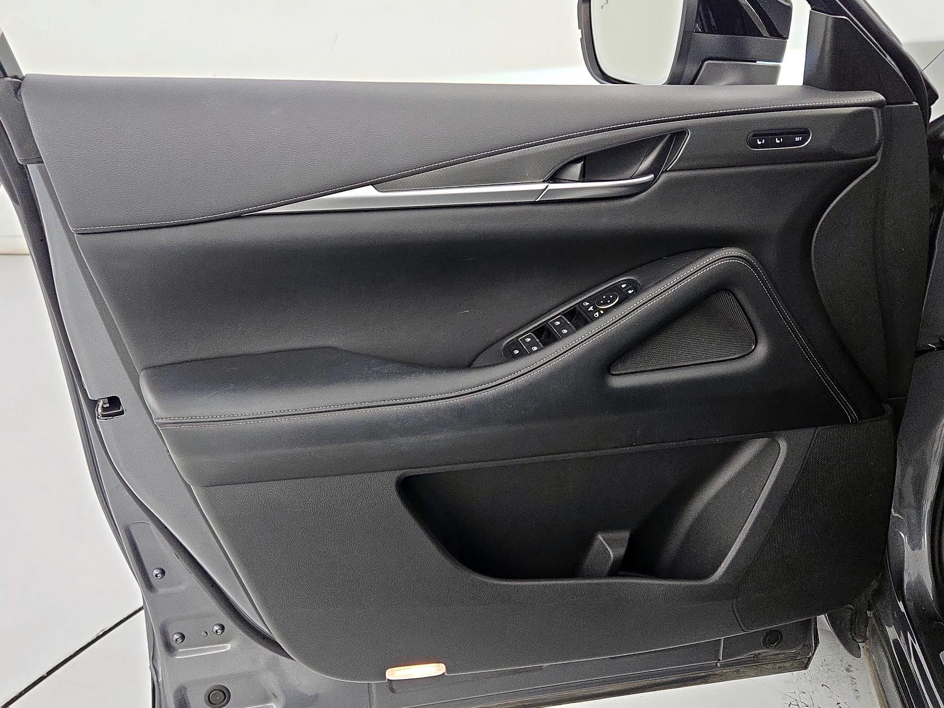 Thumbnail: 2024 INFINITI QX60 - 12