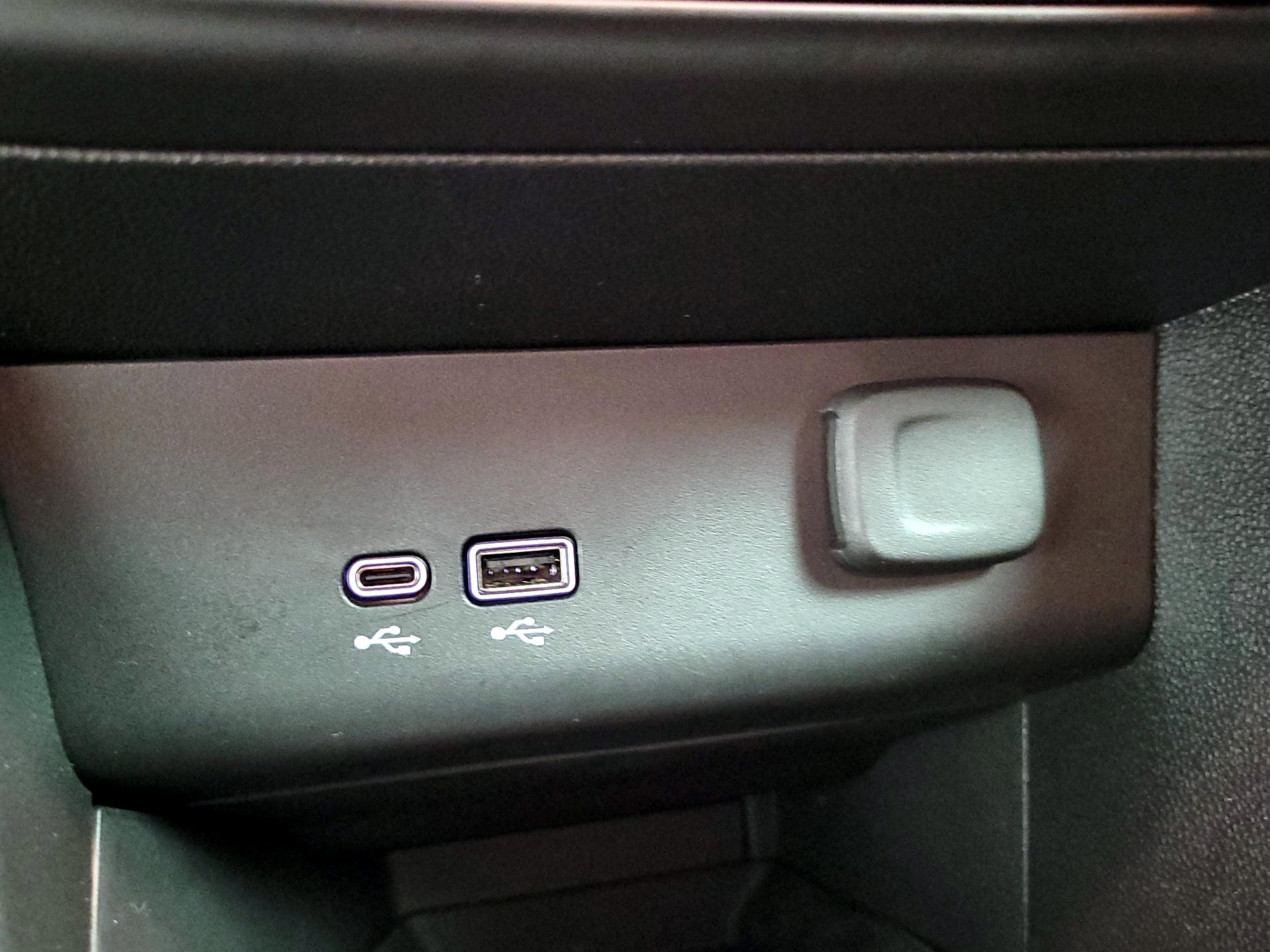 Thumbnail: 2024 Buick Encore GX - 18