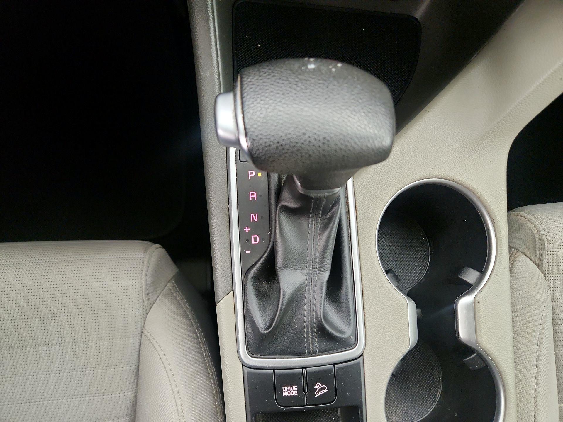 Thumbnail: 2018 Kia Sportage - 17