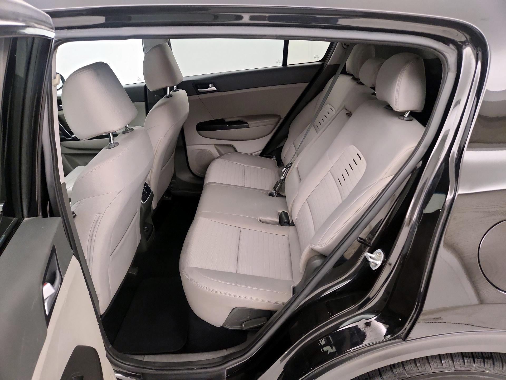 Thumbnail: 2018 Kia Sportage - 19