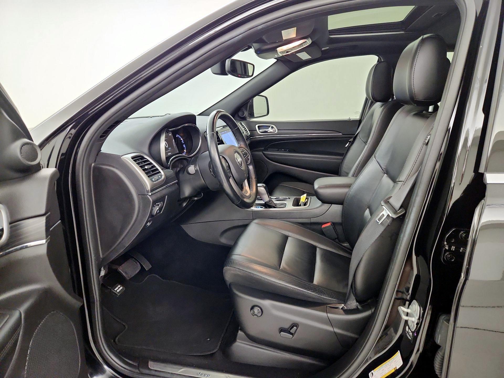 Thumbnail: 2021 Jeep Grand Cherokee - 11