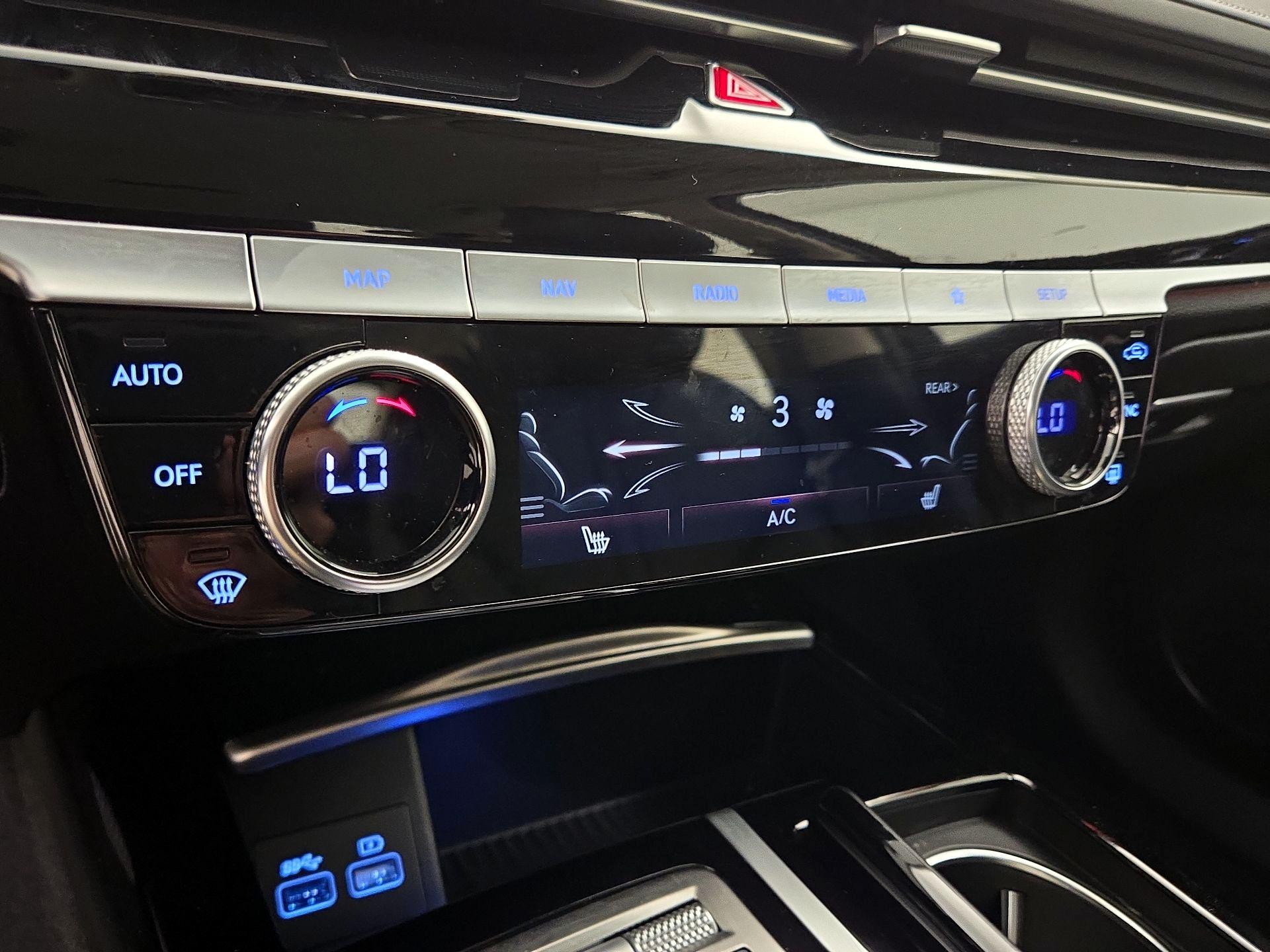 Thumbnail: 2023 Genesis G80 - 17