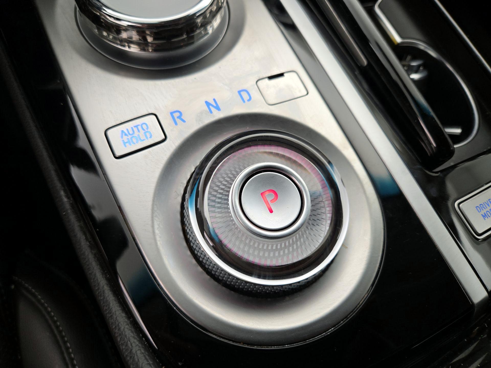 Thumbnail: 2023 Genesis G80 - 18