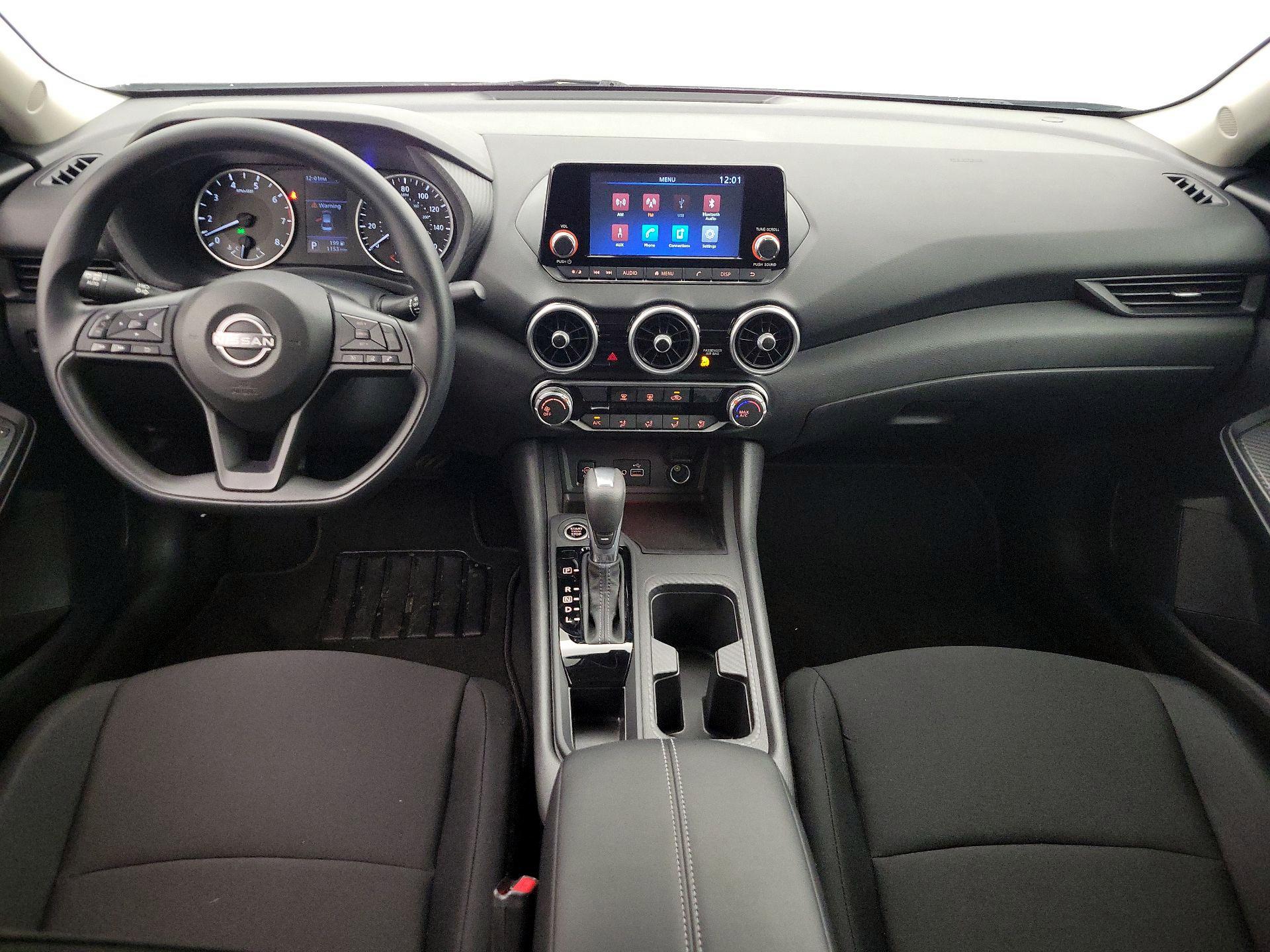 Thumbnail: 2025 Nissan Sentra - 9