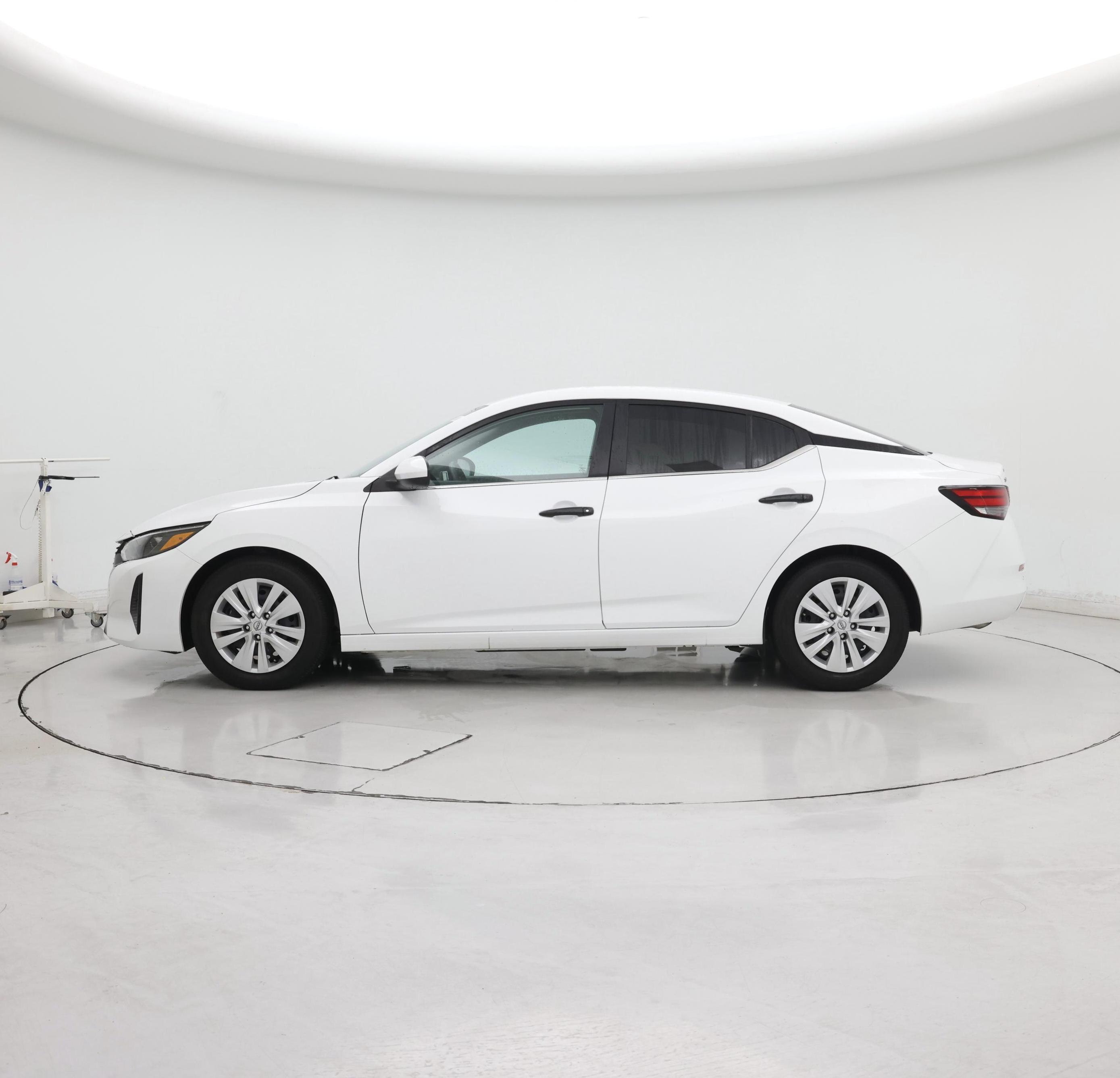 Thumbnail: 2025 Nissan Sentra - 3