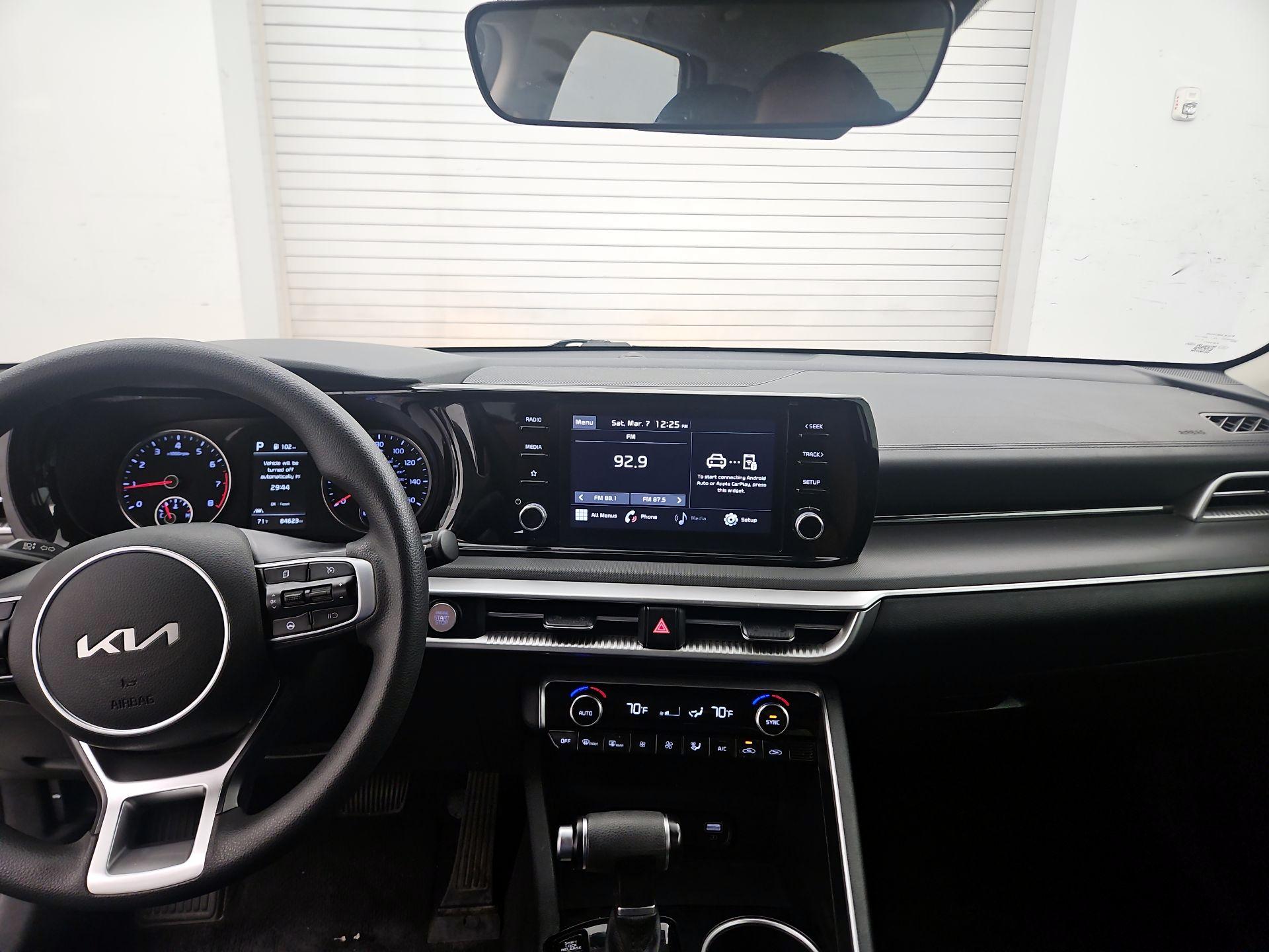 Thumbnail: 2022 Kia K5 - 8