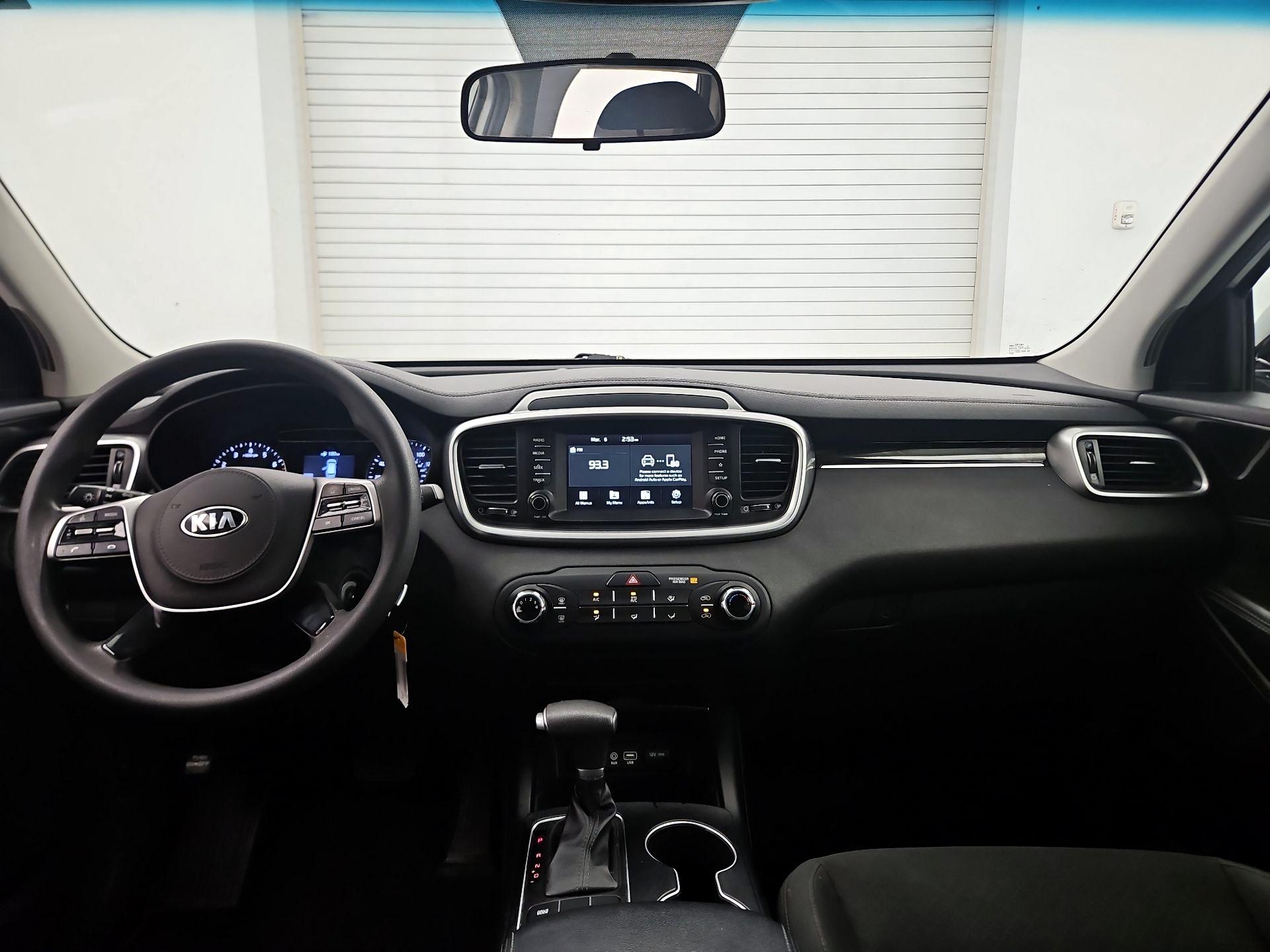 Thumbnail: 2020 Kia Sorento - 9