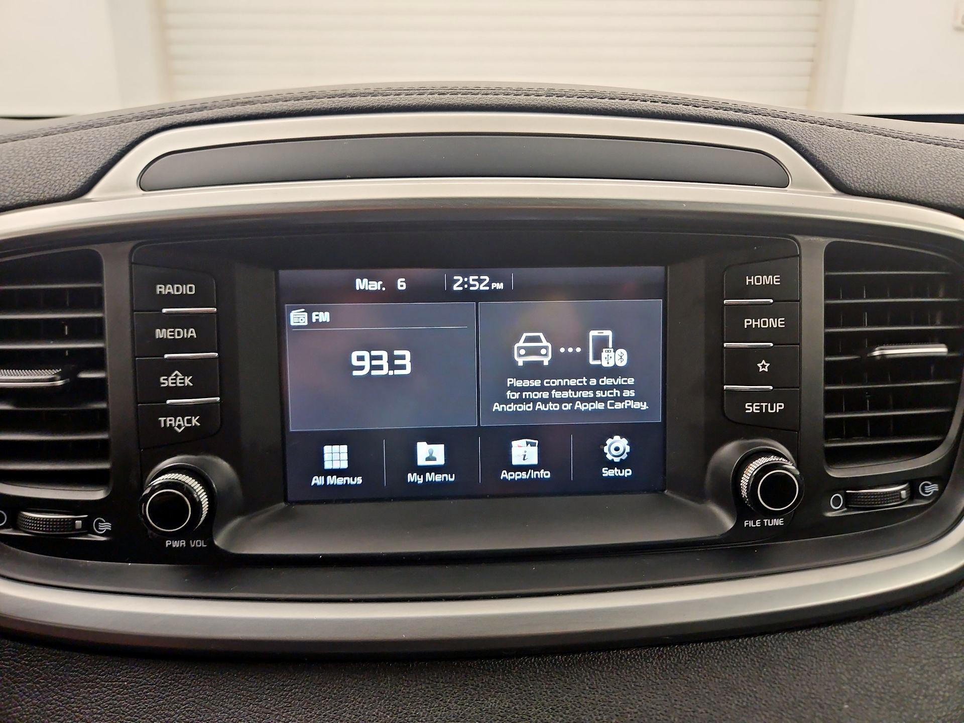 Thumbnail: 2020 Kia Sorento - 15