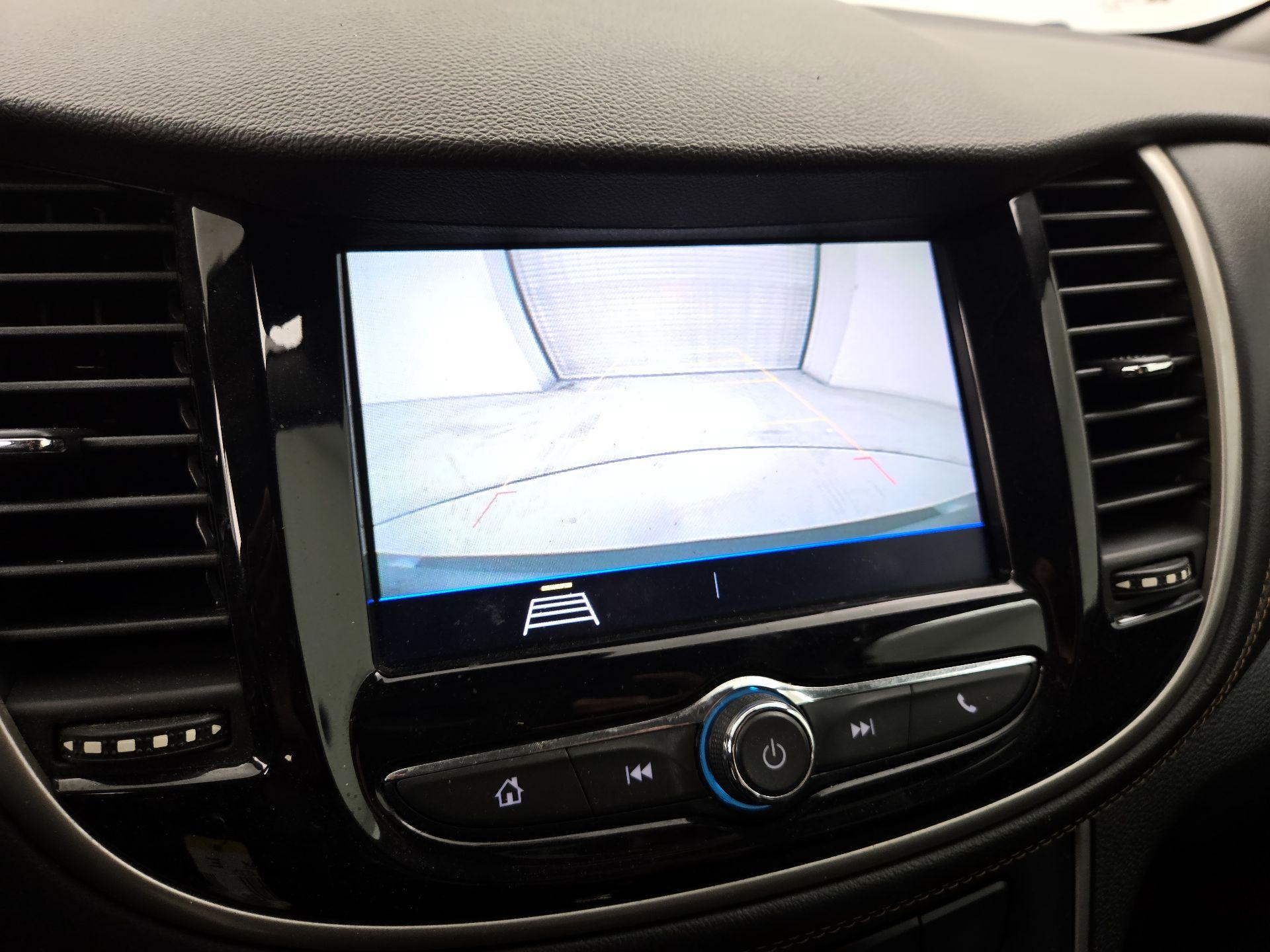 Thumbnail: 2020 Chevrolet Trax - 14