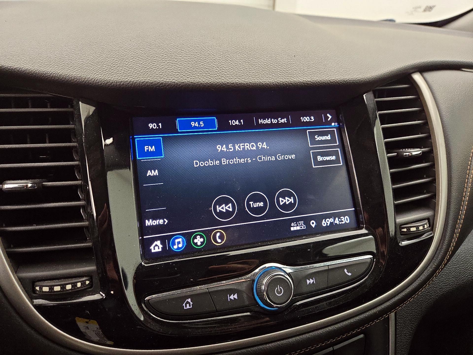 Thumbnail: 2020 Chevrolet Trax - 15