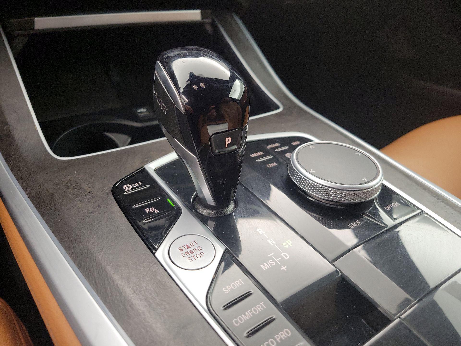 Thumbnail: 2022 BMW X5 - 18