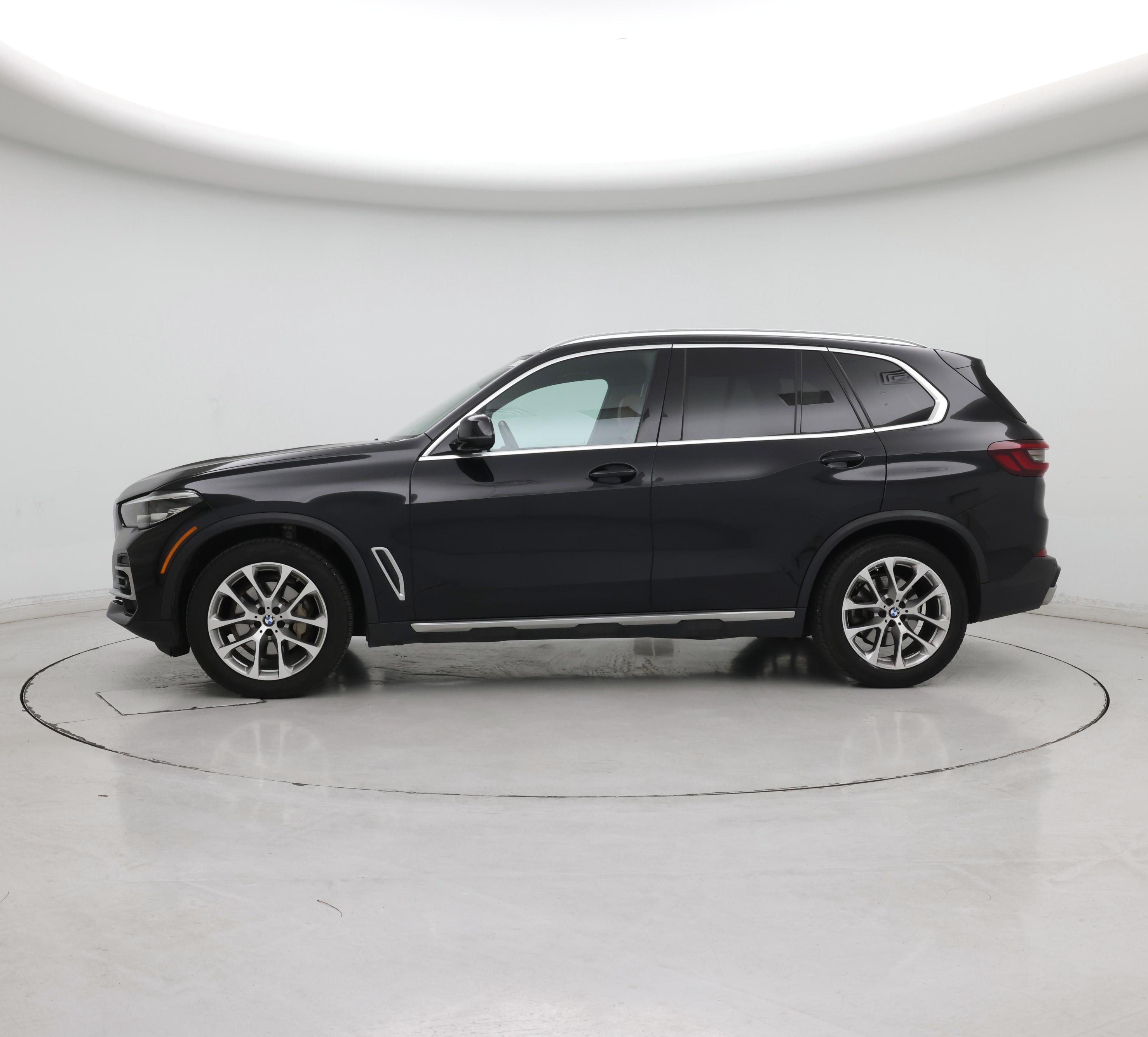 Thumbnail: 2022 BMW X5 - 3