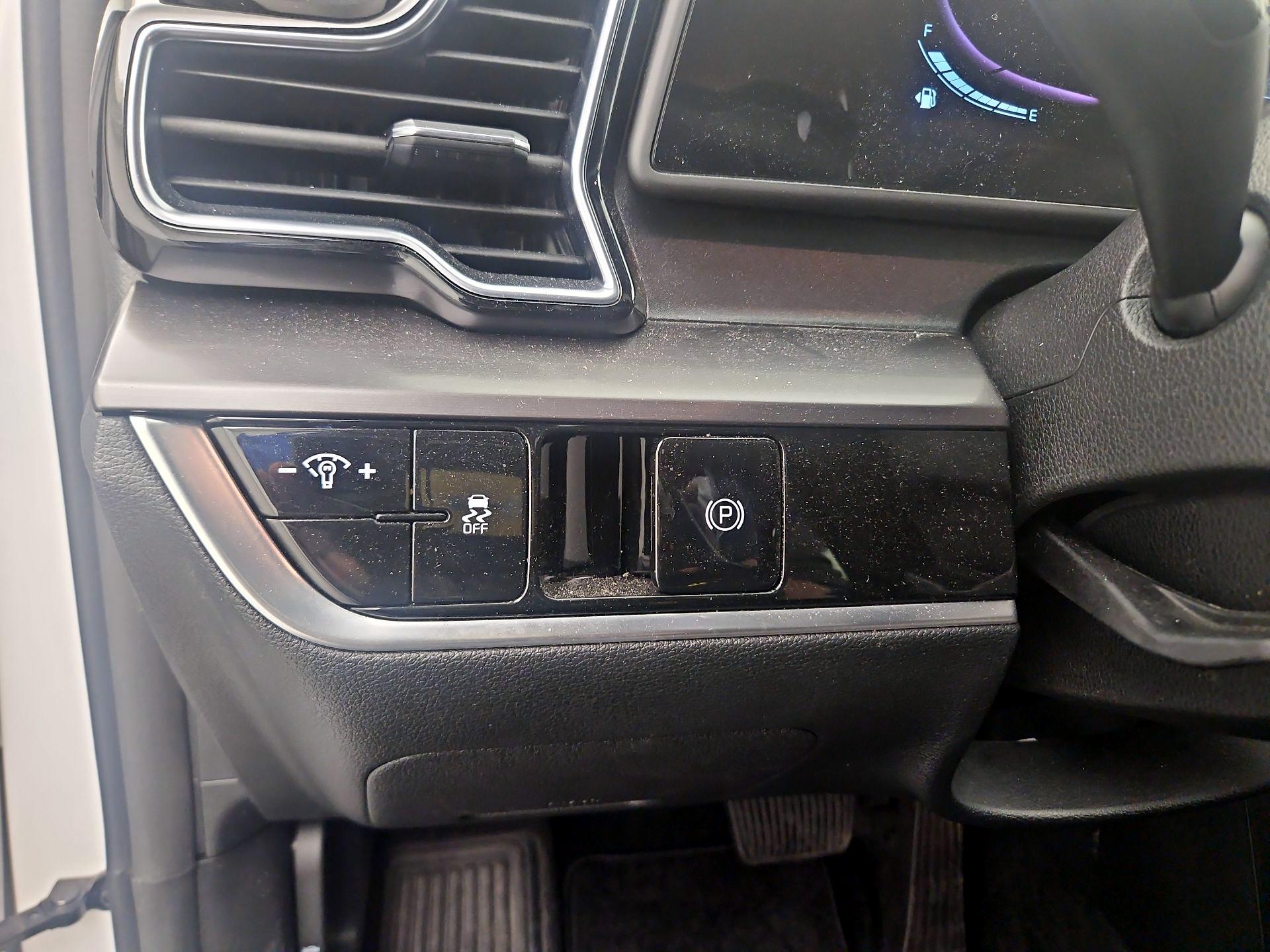 Thumbnail: 2023 Kia Sportage - 13