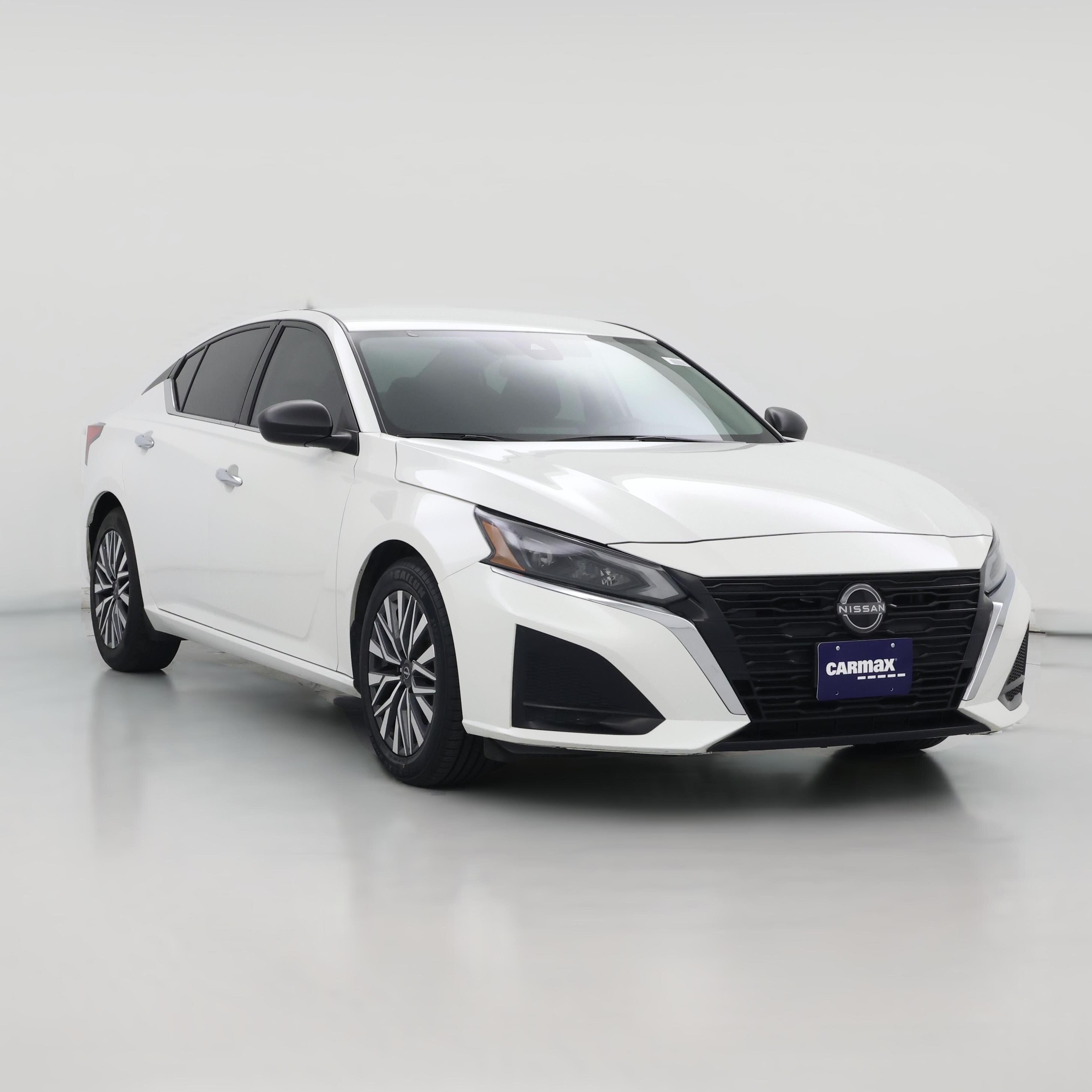 Thumbnail: 2024 Nissan Altima - 1