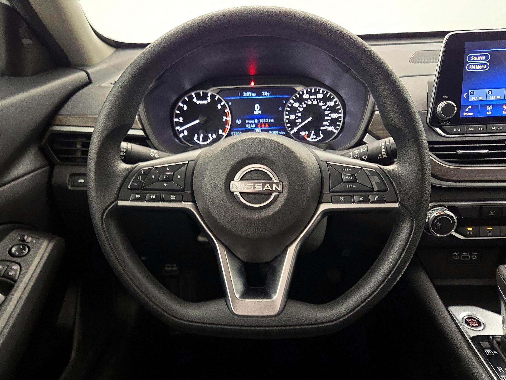 Thumbnail: 2024 Nissan Altima - 10