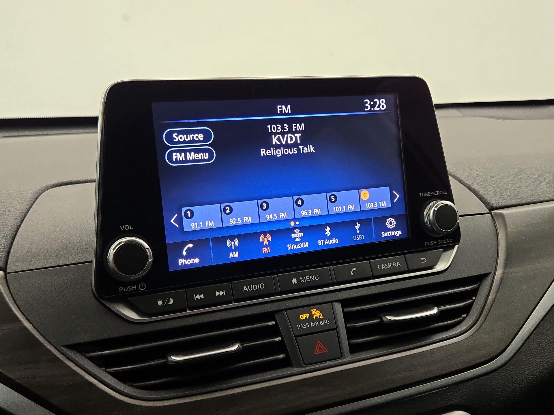 Thumbnail: 2024 Nissan Altima - 15