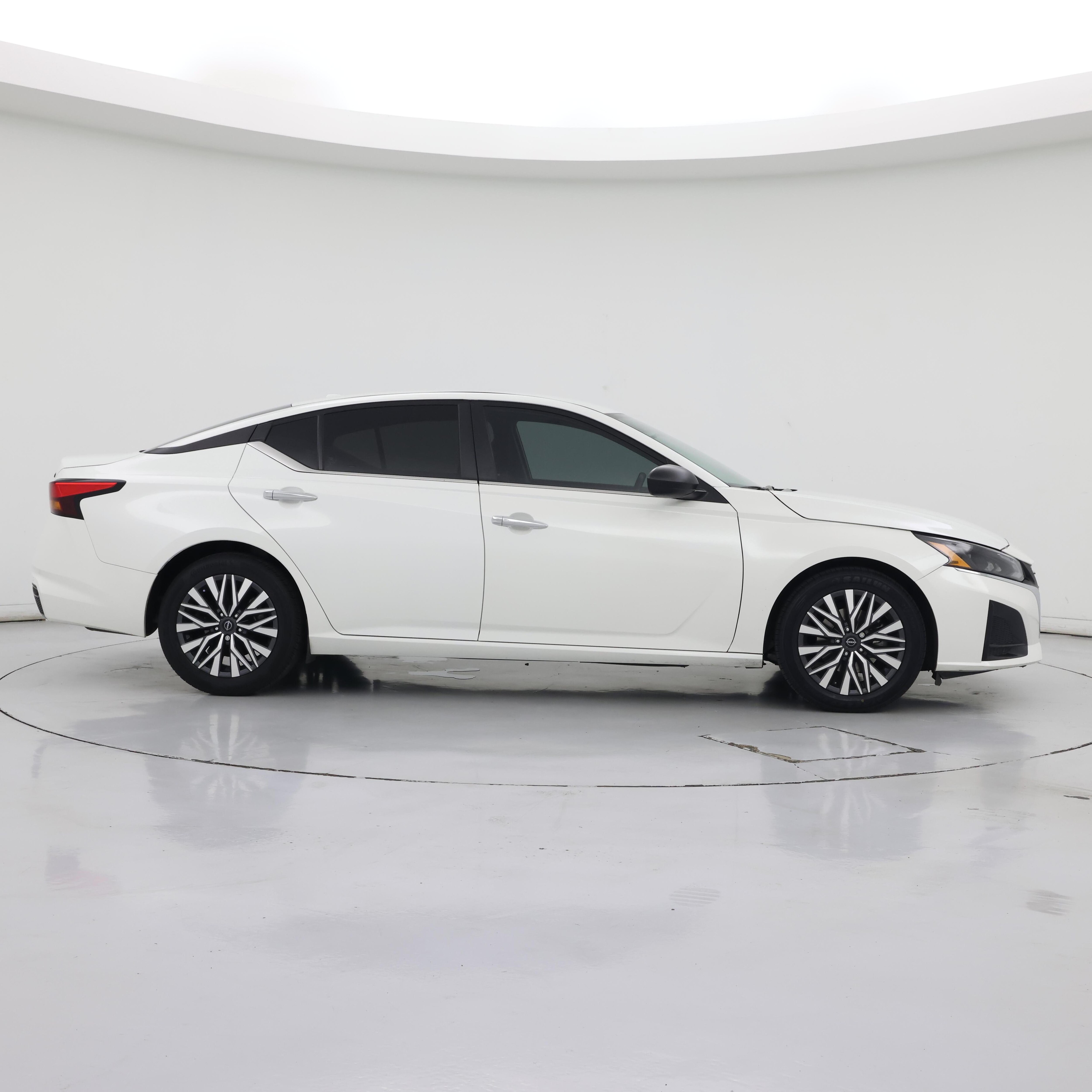 Thumbnail: 2024 Nissan Altima - 7