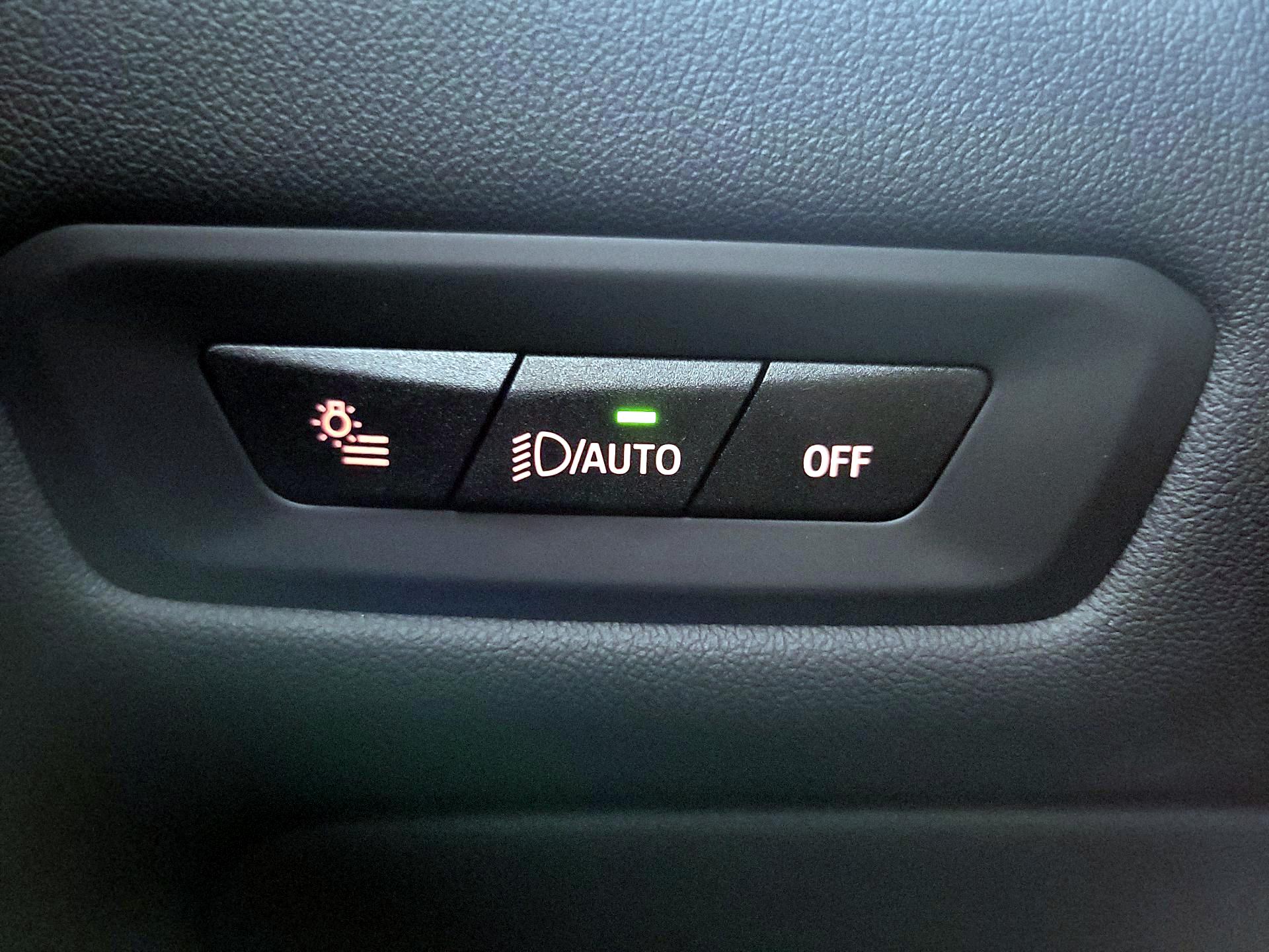 Thumbnail: 2026 BMW X5 - 13