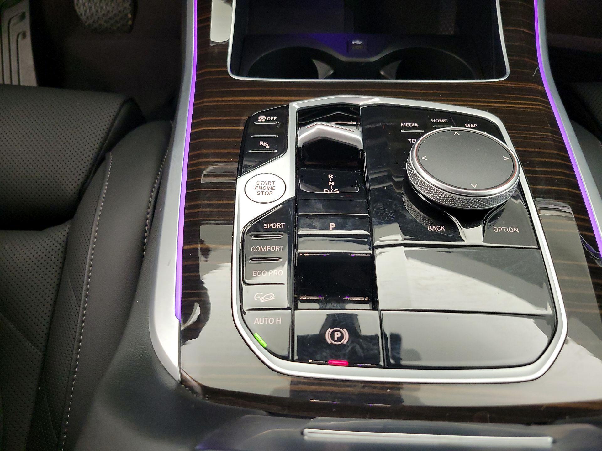 Thumbnail: 2026 BMW X5 - 17