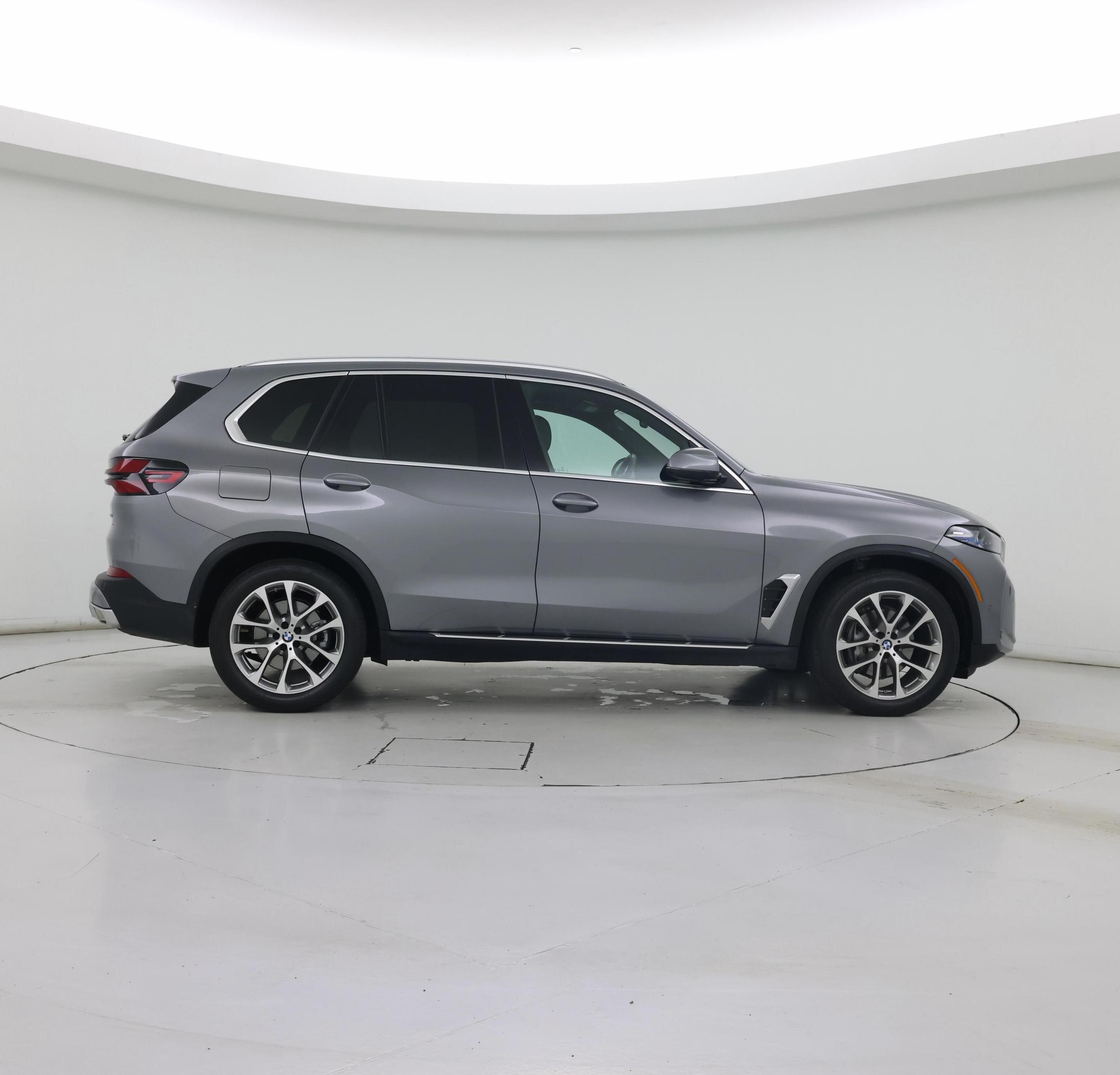 Thumbnail: 2026 BMW X5 - 7