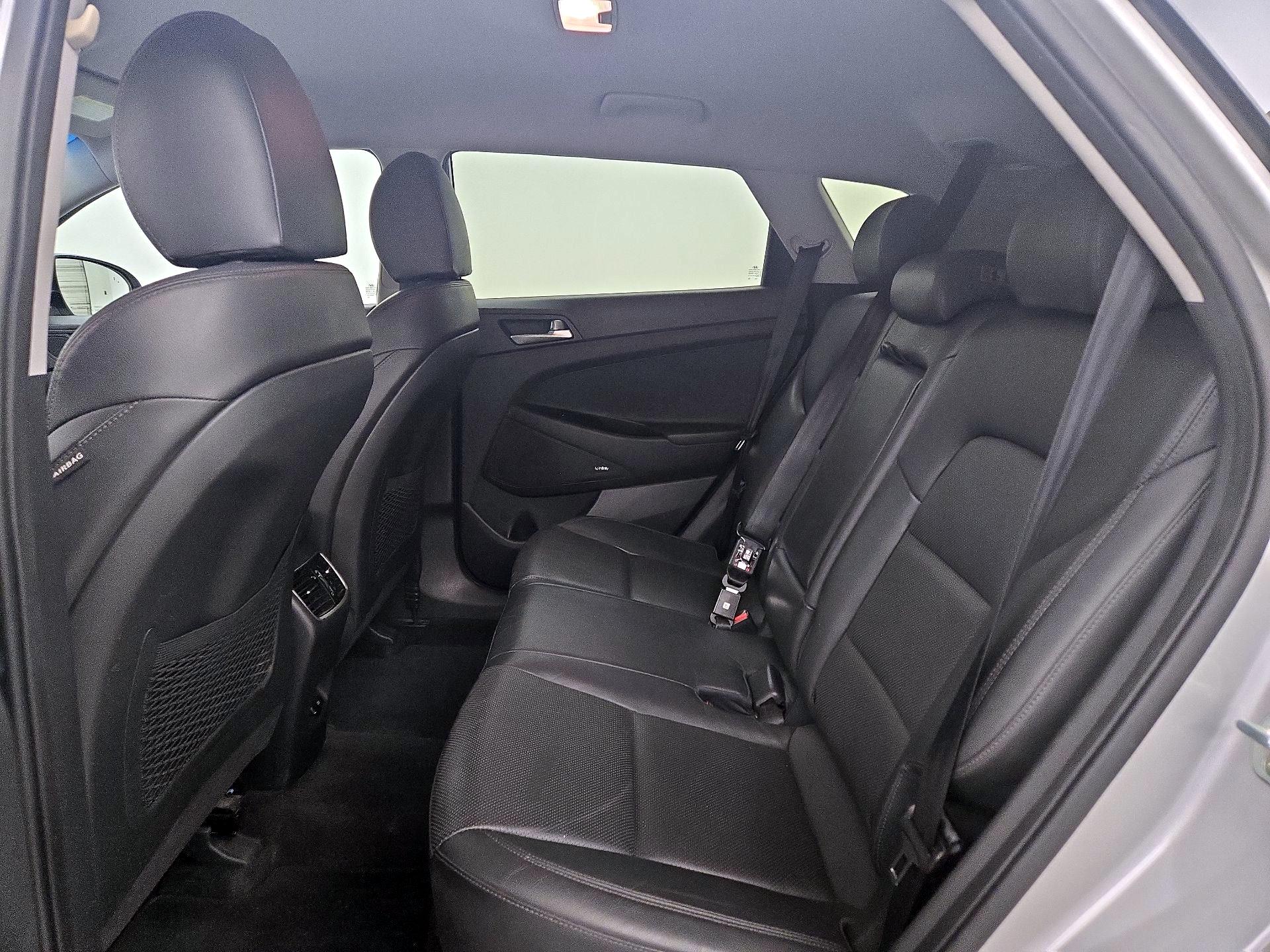 Thumbnail: 2020 Hyundai Tucson - 19