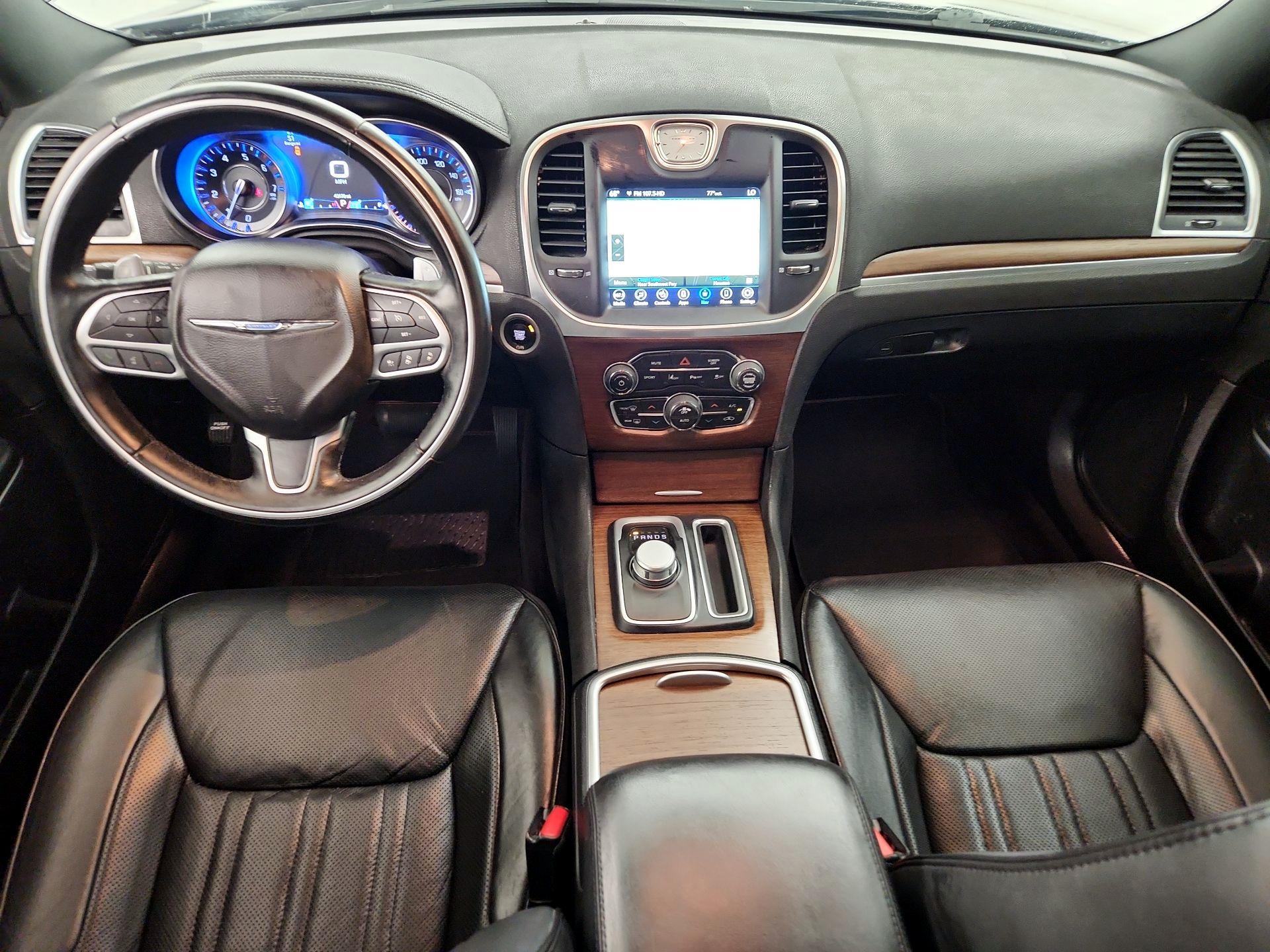 Thumbnail: 2018 Chrysler 300 - 9