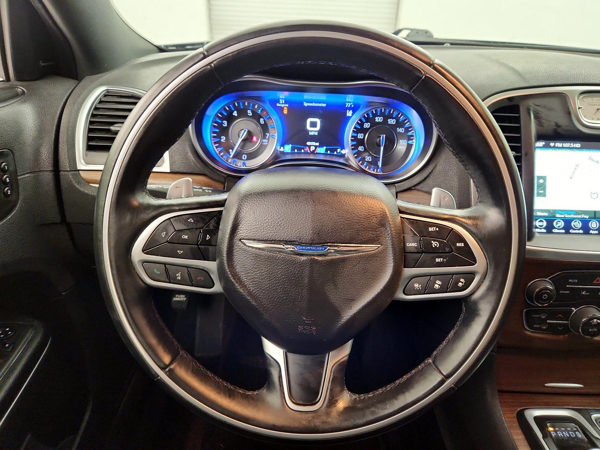 Thumbnail: 2018 Chrysler 300 - 10