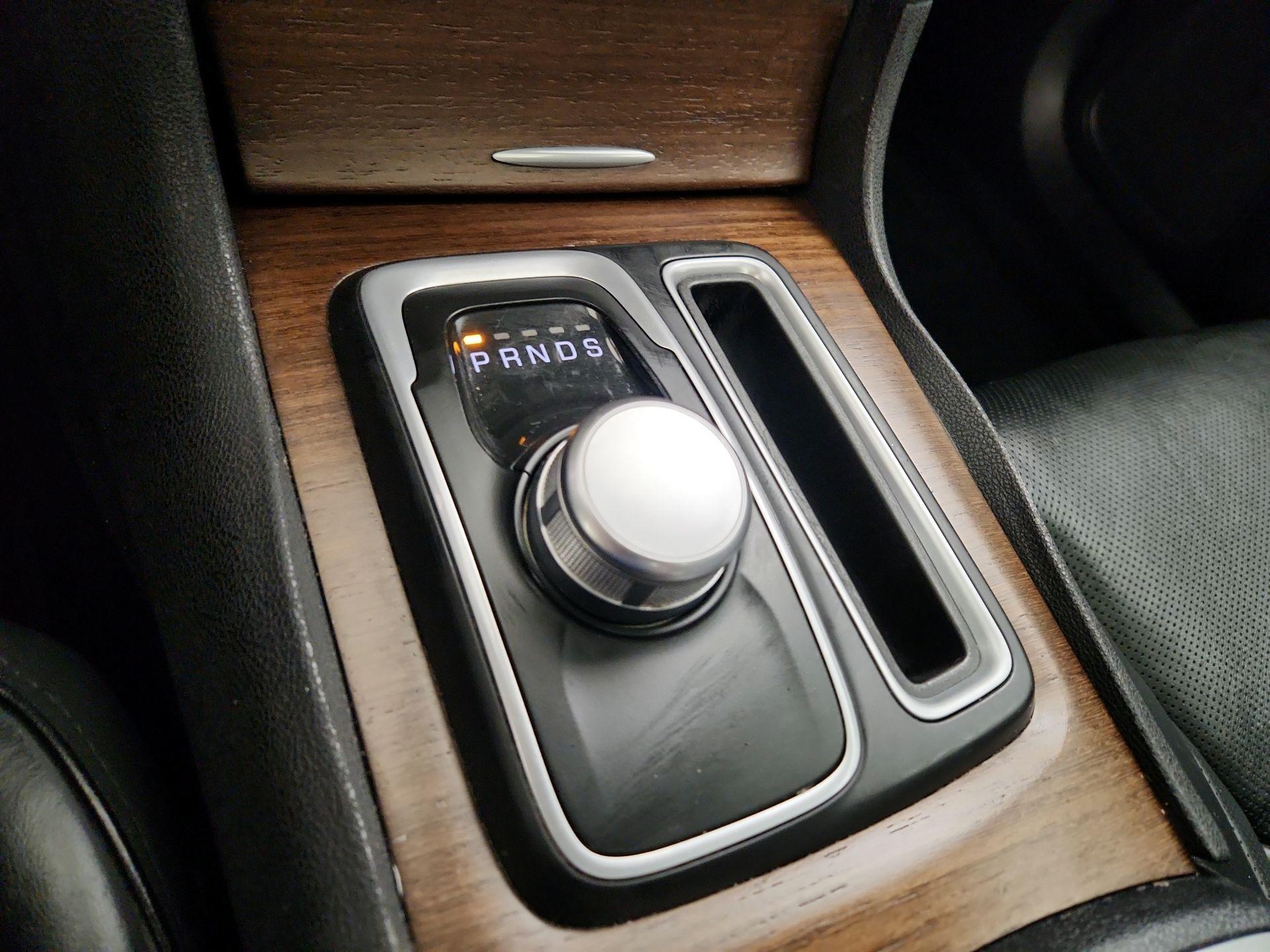 Thumbnail: 2018 Chrysler 300 - 18