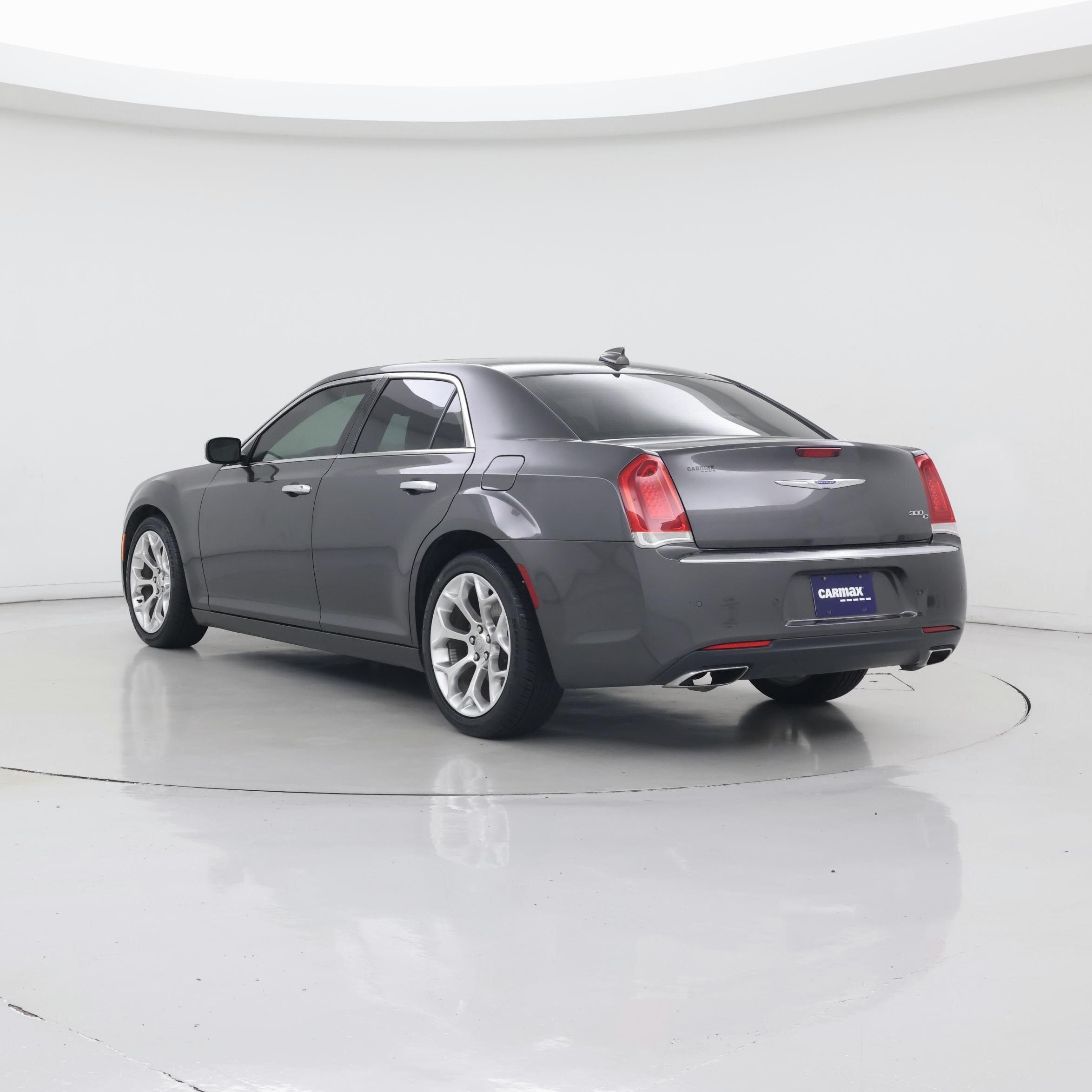 Thumbnail: 2018 Chrysler 300 - 2