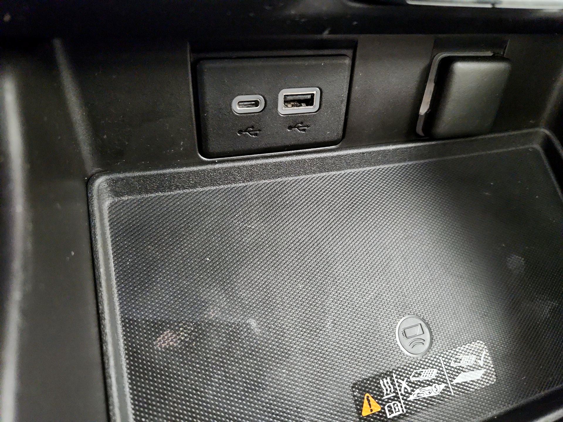 Thumbnail: 2021 Chevrolet Tahoe - 19