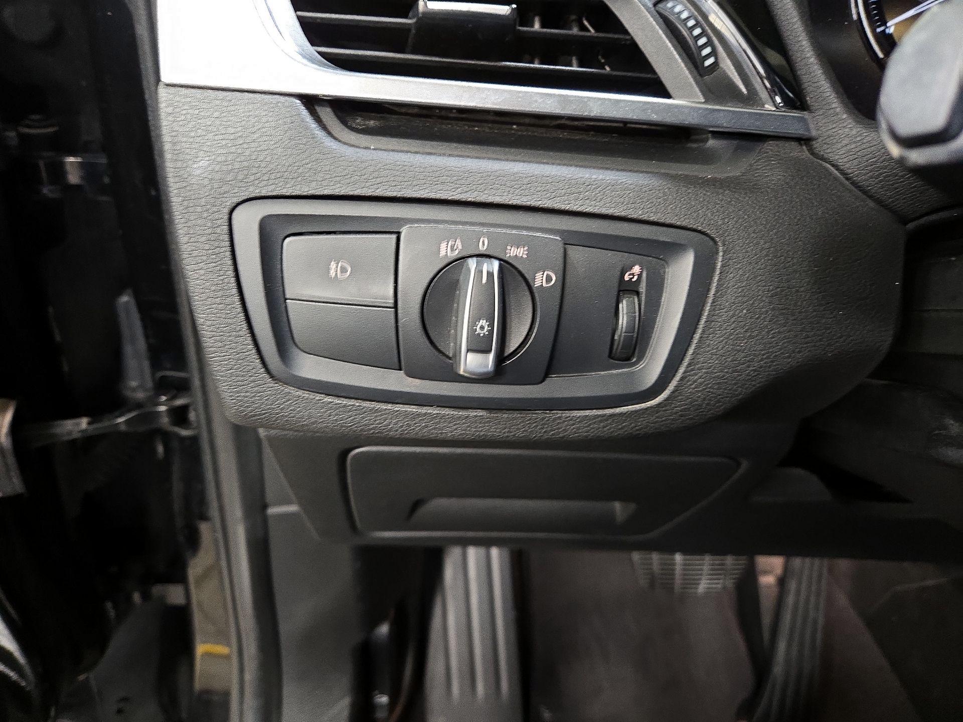 Thumbnail: 2018 BMW X1 - 13