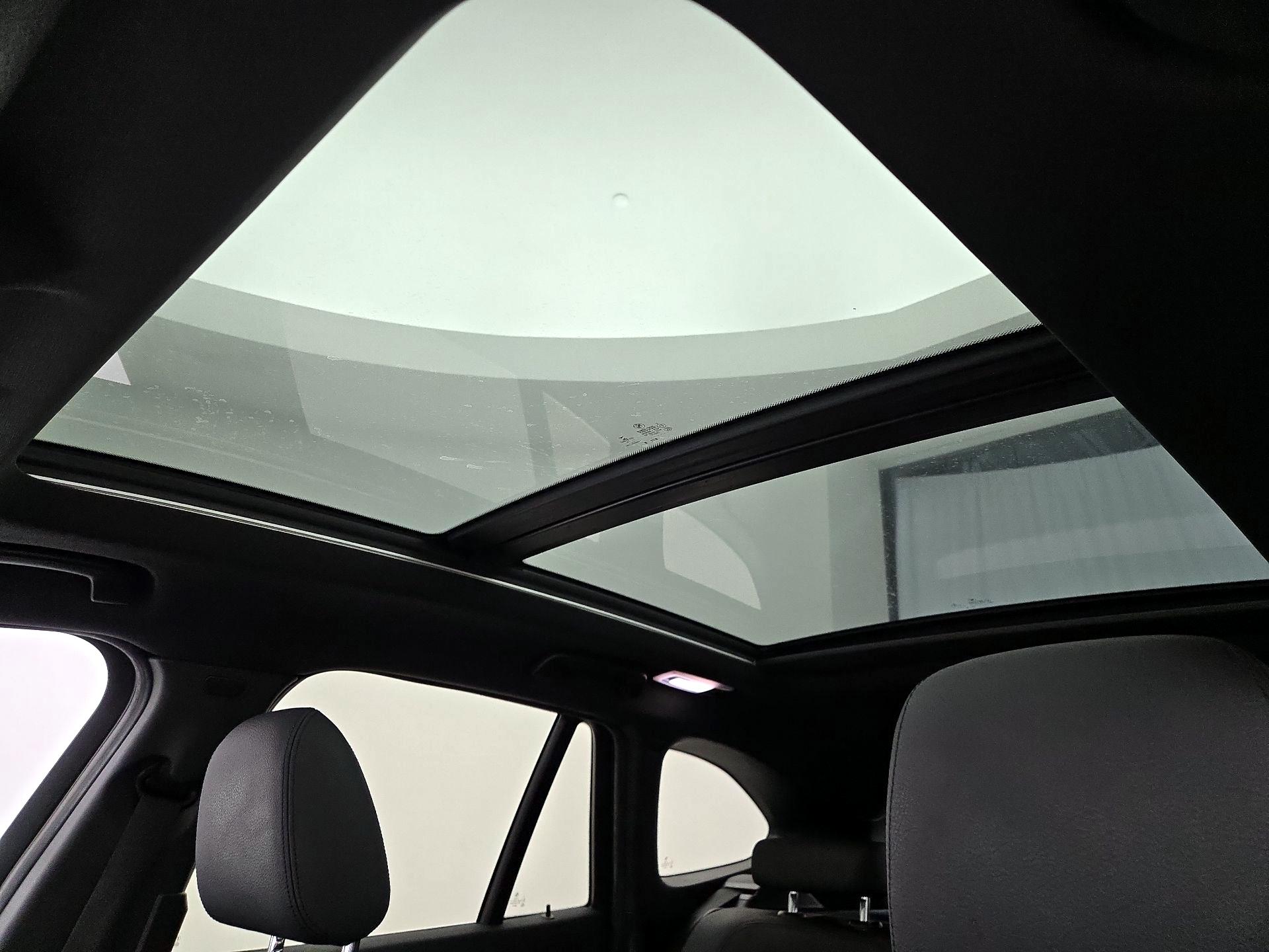 Thumbnail: 2018 BMW X1 - 20