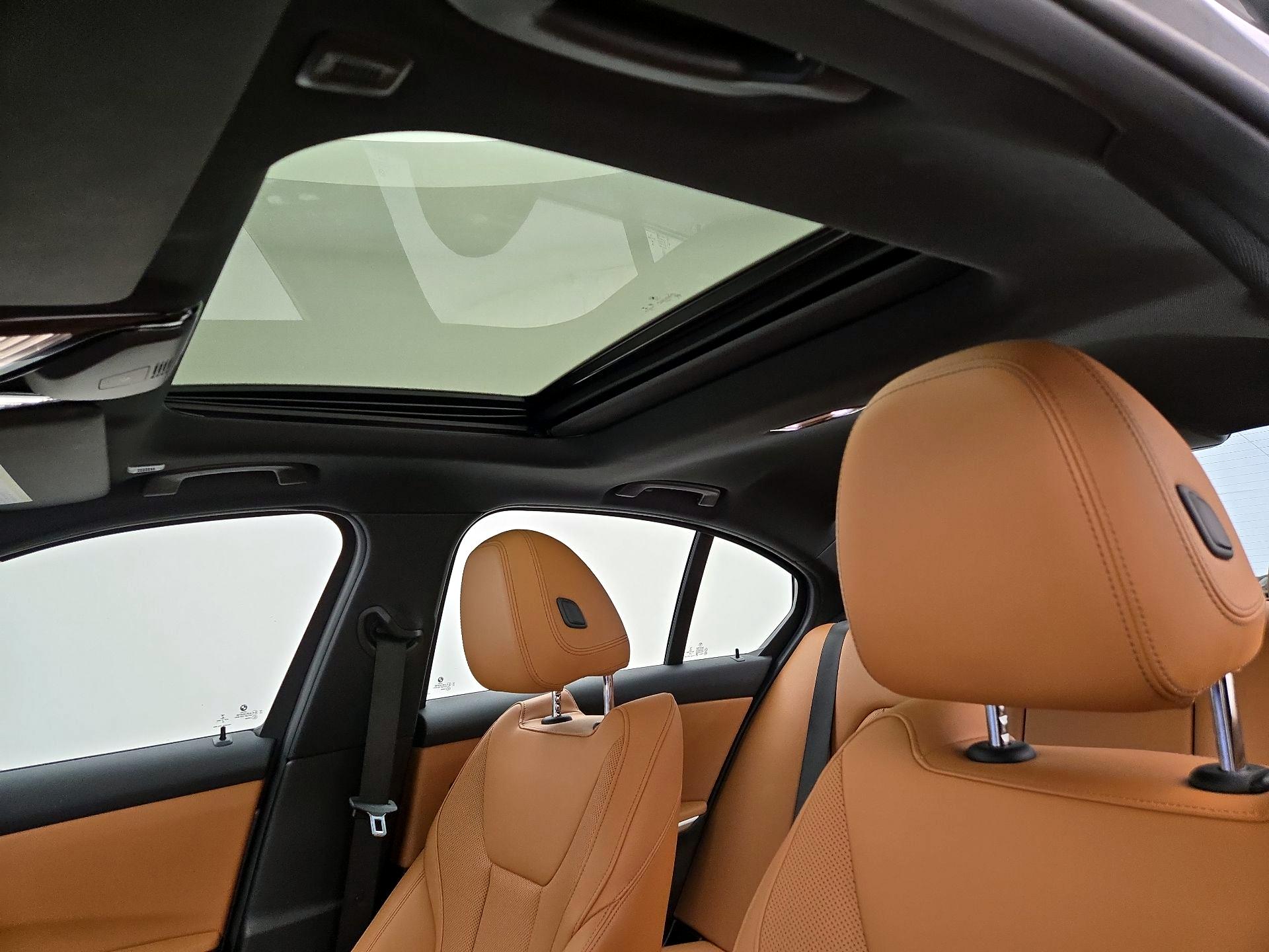 Thumbnail: 2023 BMW 3 Series - 20