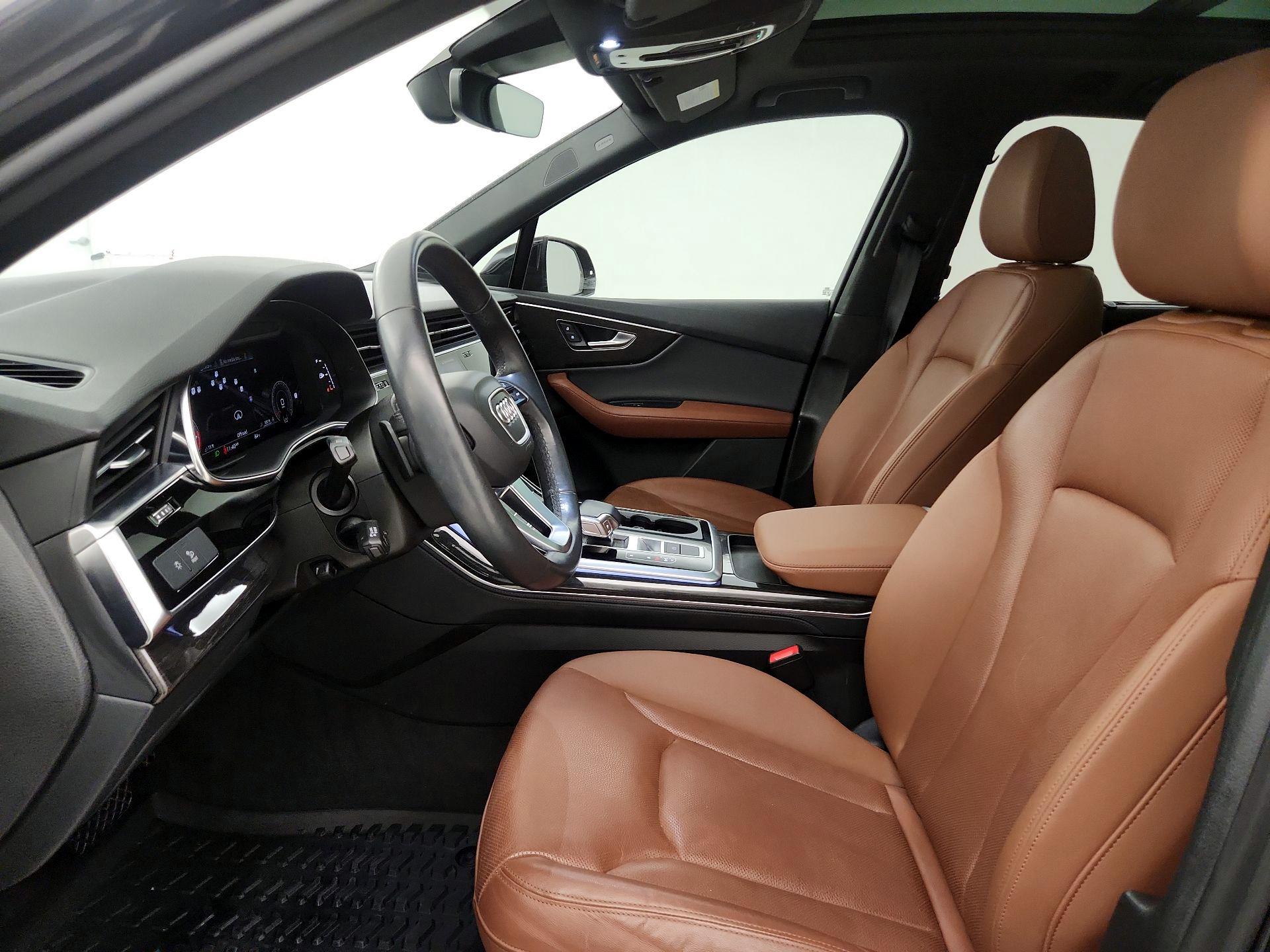 Thumbnail: 2021 Audi Q7 - 9