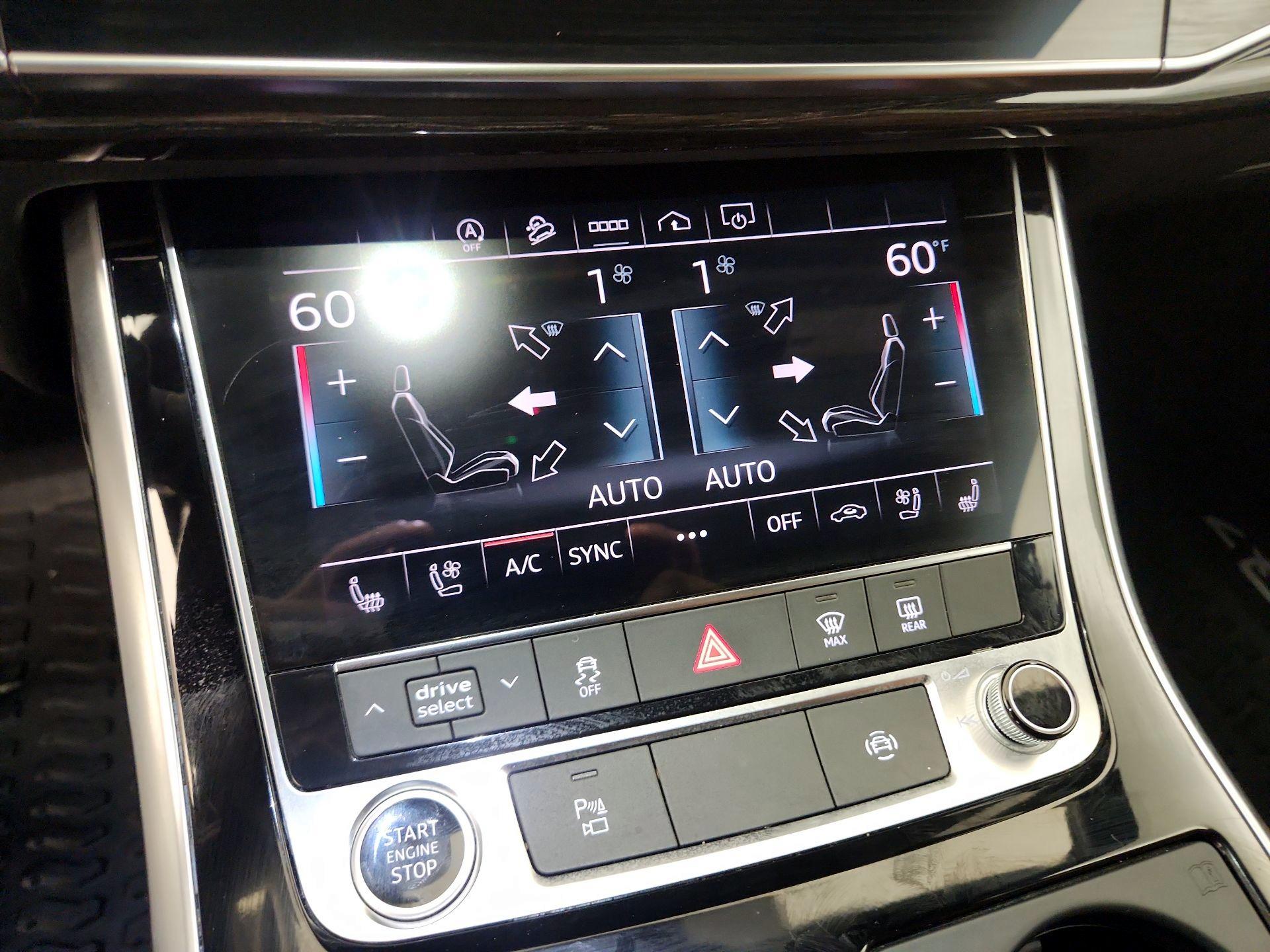 Thumbnail: 2021 Audi Q7 - 15