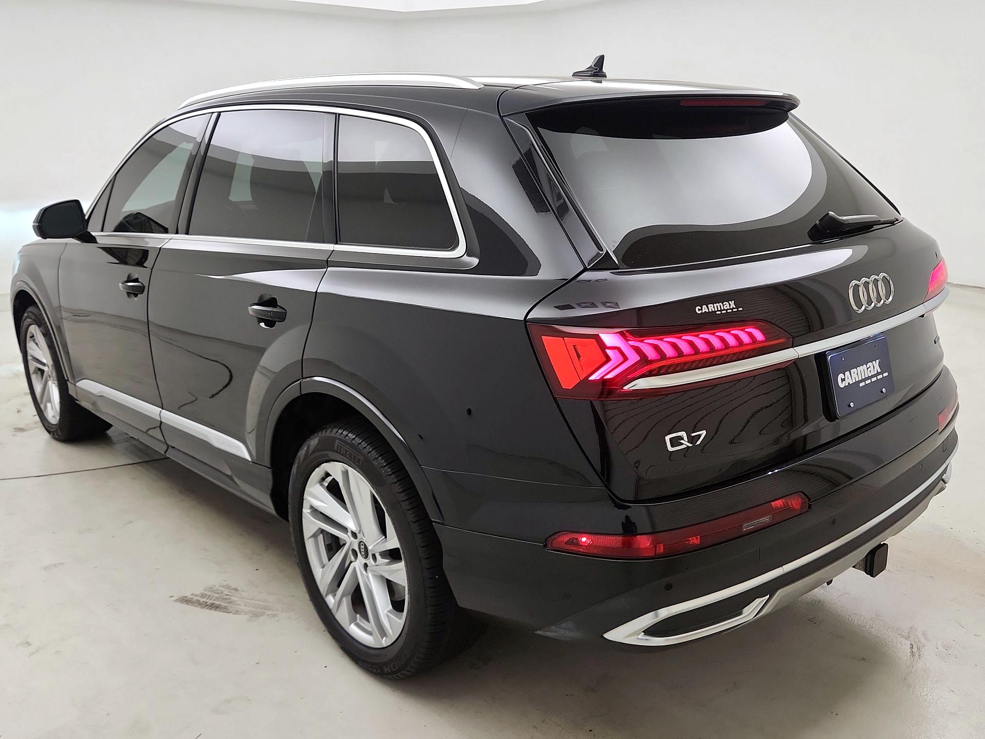 Thumbnail: 2021 Audi Q7 - 7