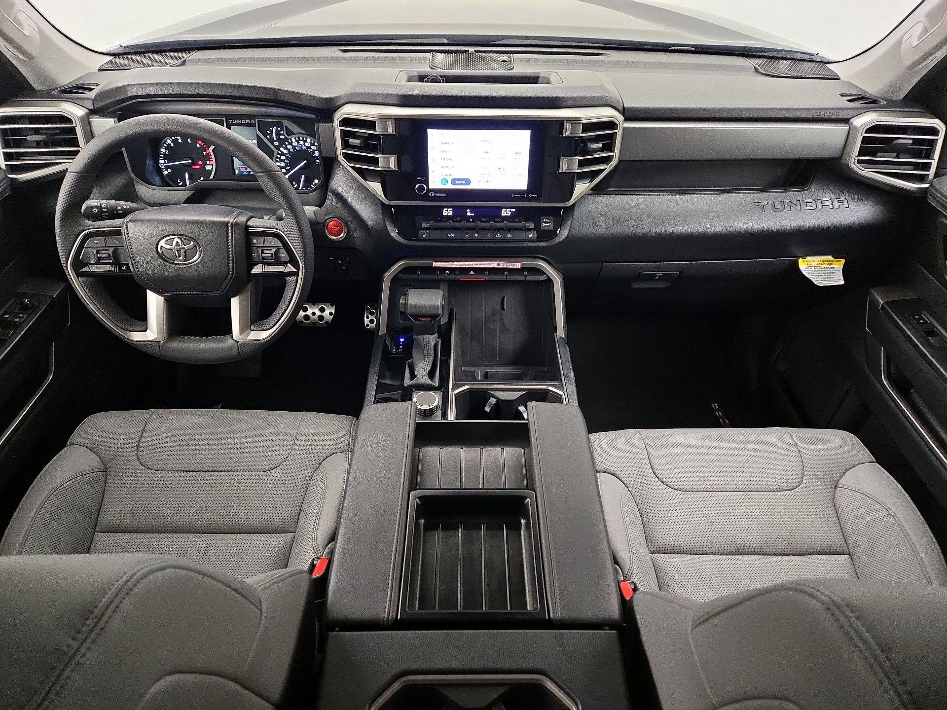 Thumbnail: 2024 Toyota Tundra - 9