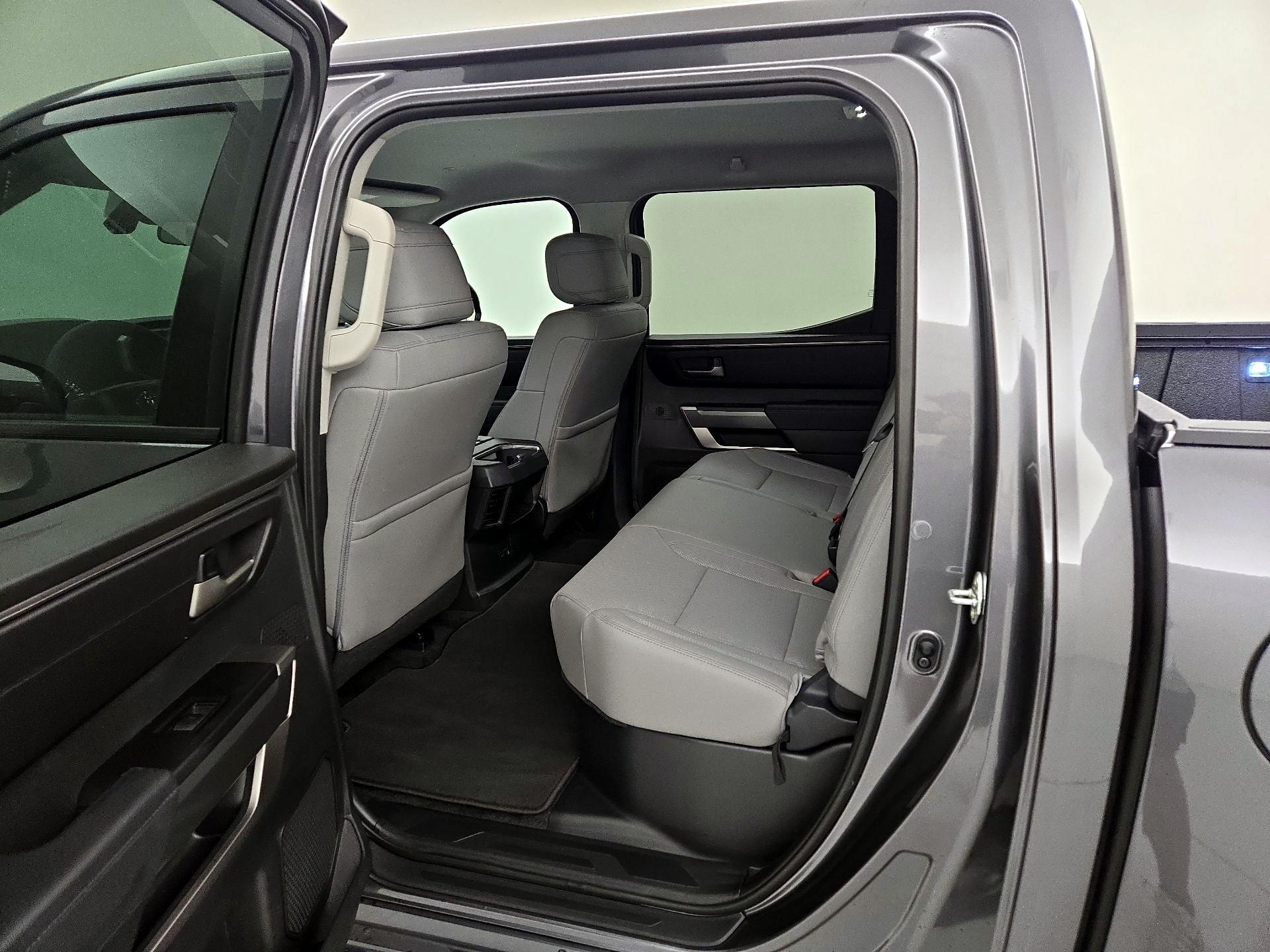 Thumbnail: 2024 Toyota Tundra - 19