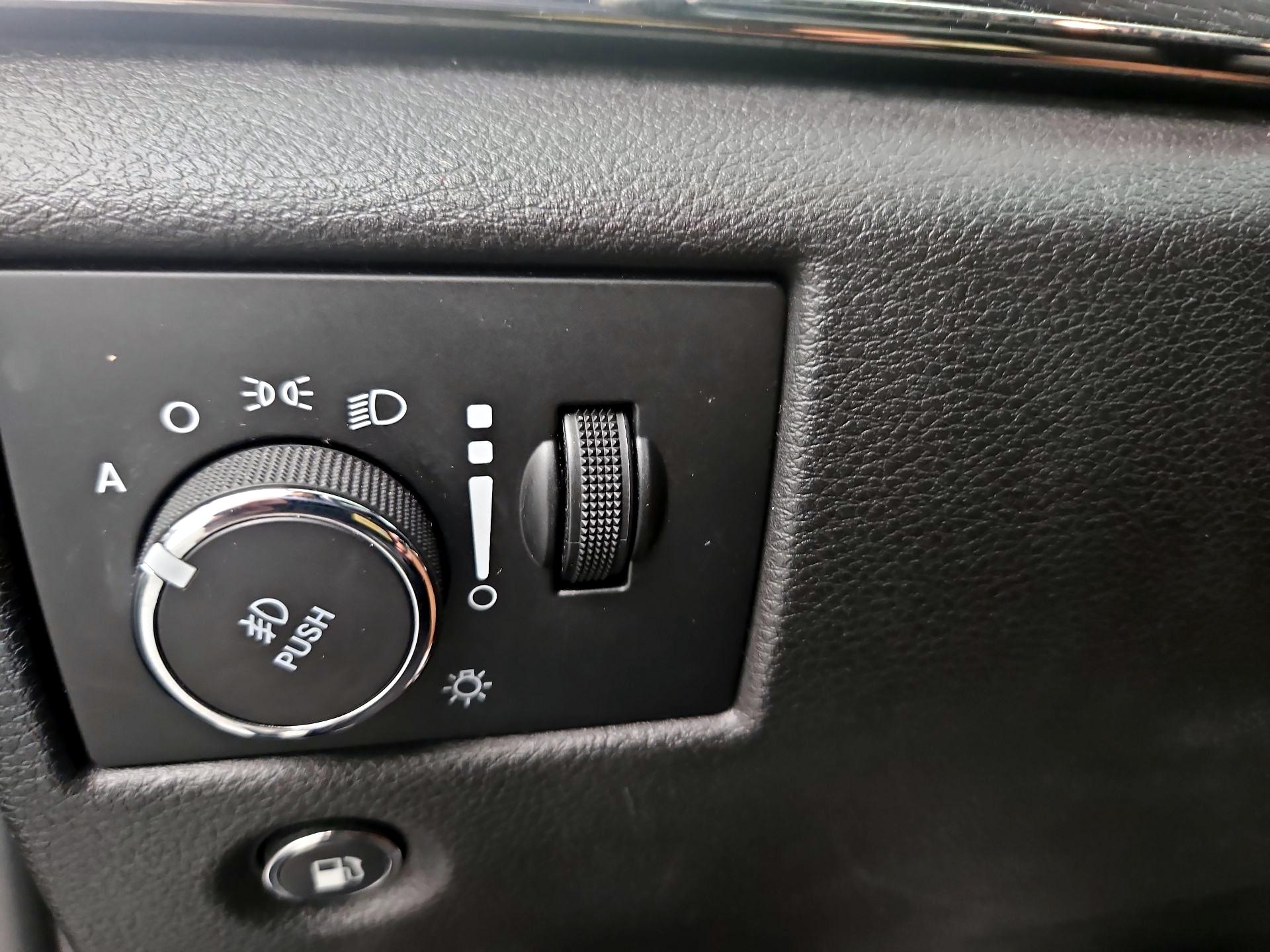 Thumbnail: 2018 Jeep Grand Cherokee - 13