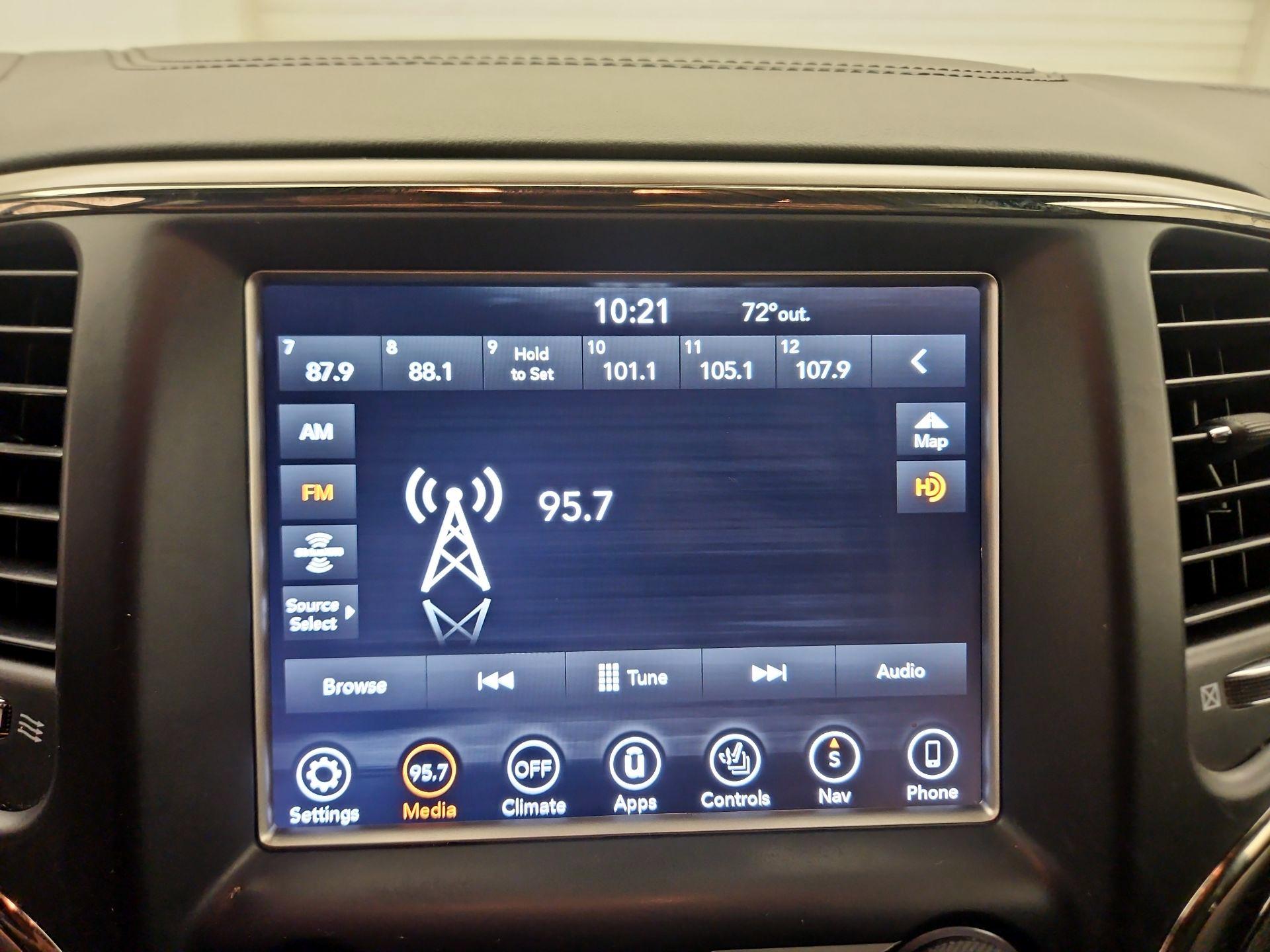 Thumbnail: 2018 Jeep Grand Cherokee - 15