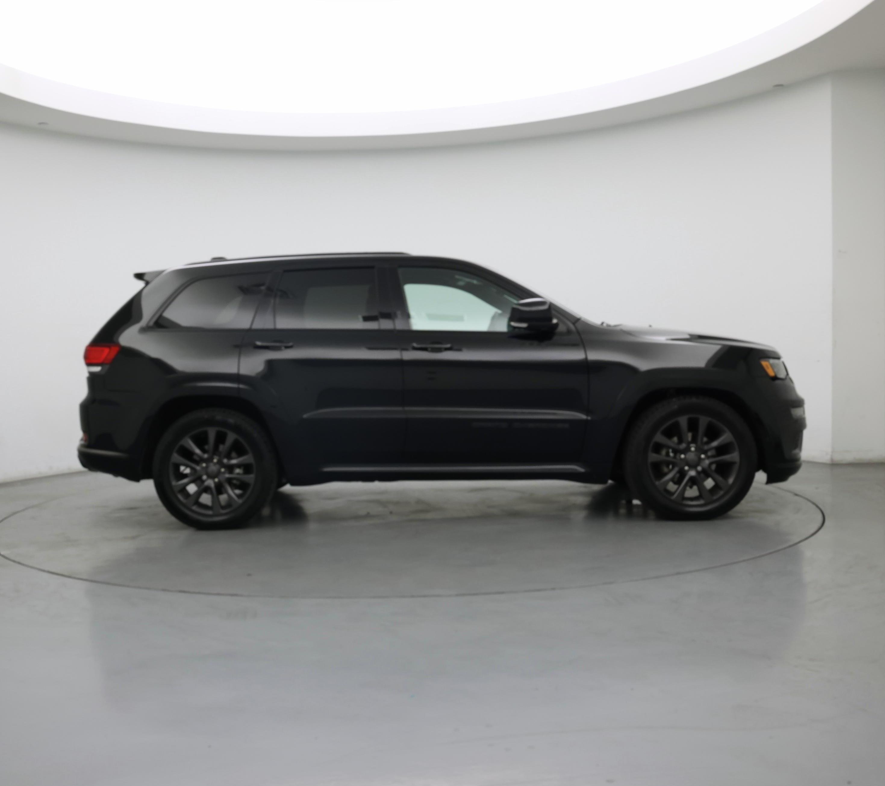 Thumbnail: 2018 Jeep Grand Cherokee - 7