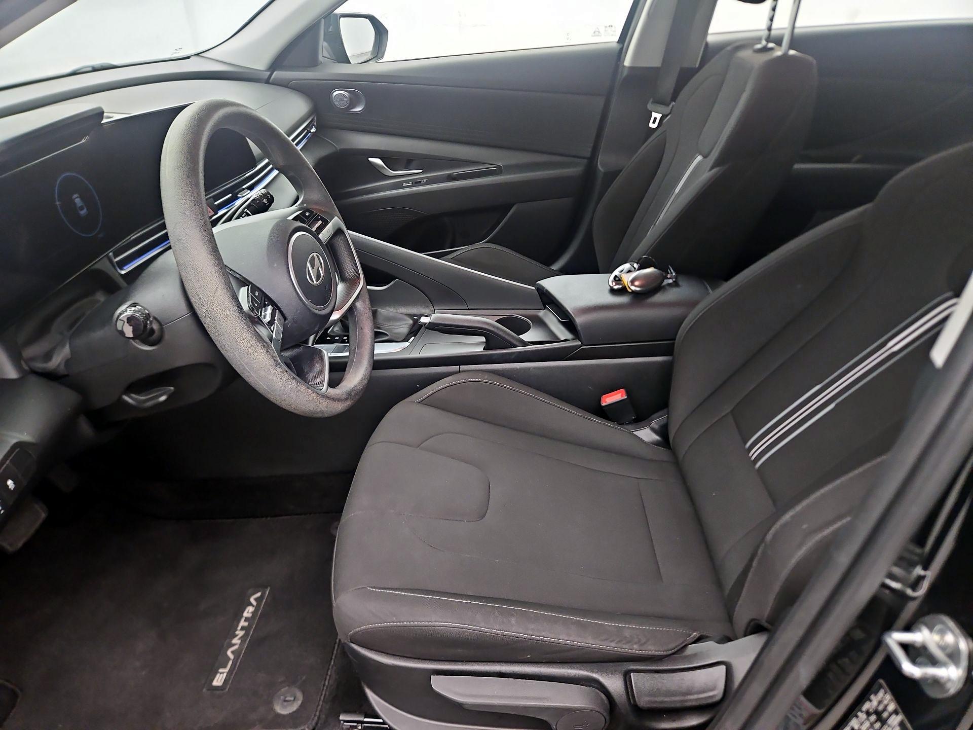 Thumbnail: 2024 Hyundai Elantra - 11