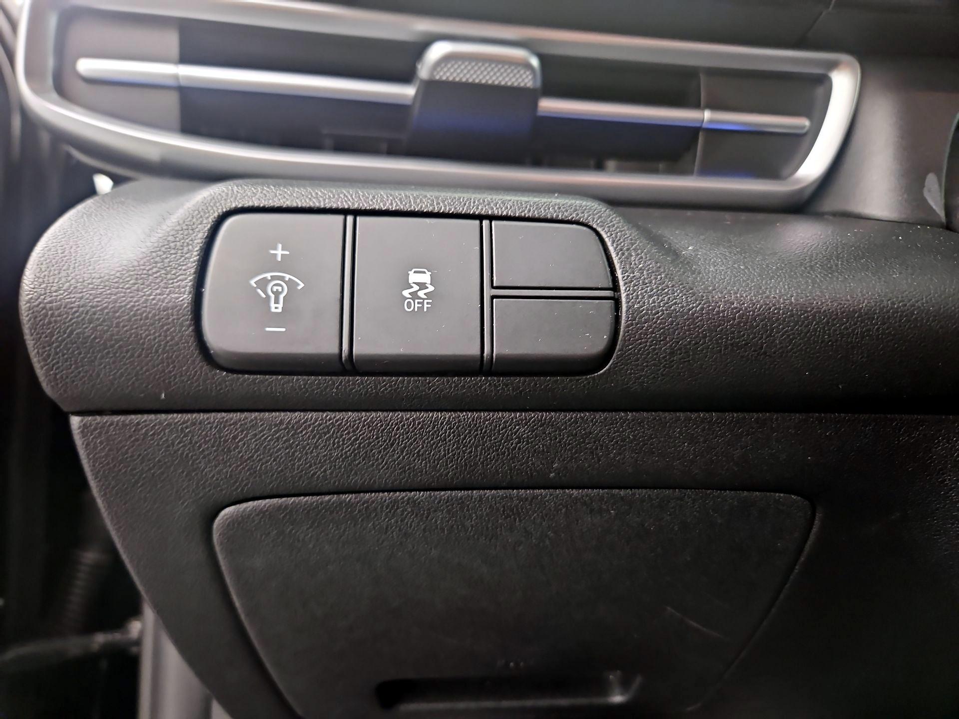 Thumbnail: 2024 Hyundai Elantra - 13