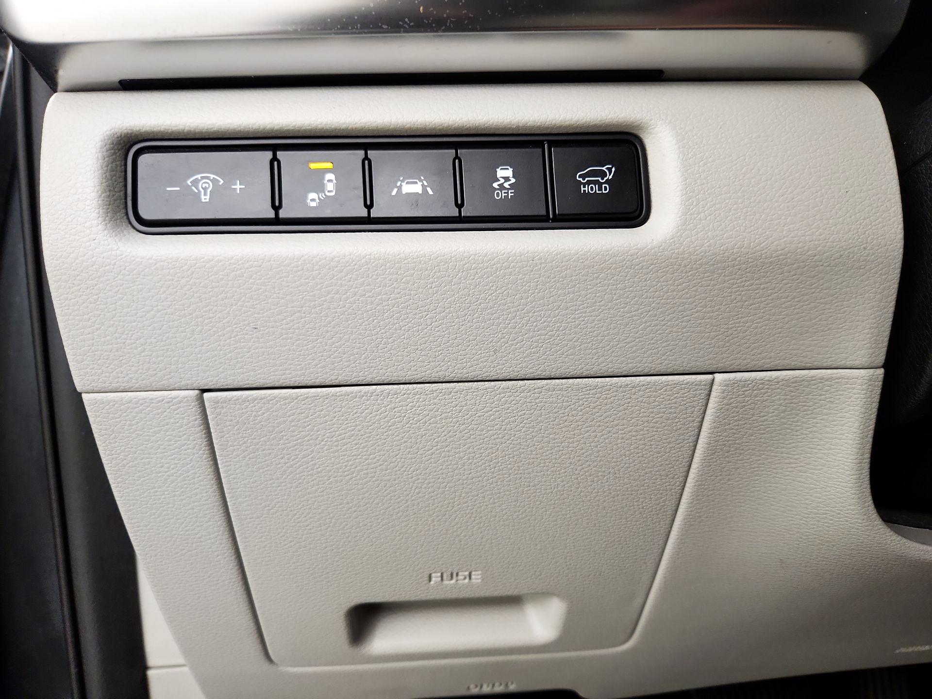 Thumbnail: 2021 Kia Telluride - 13