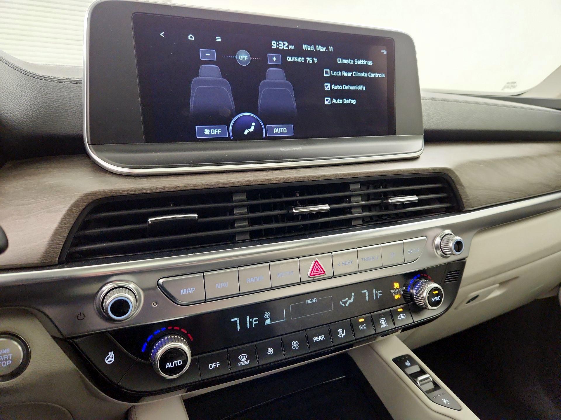 Thumbnail: 2021 Kia Telluride - 17