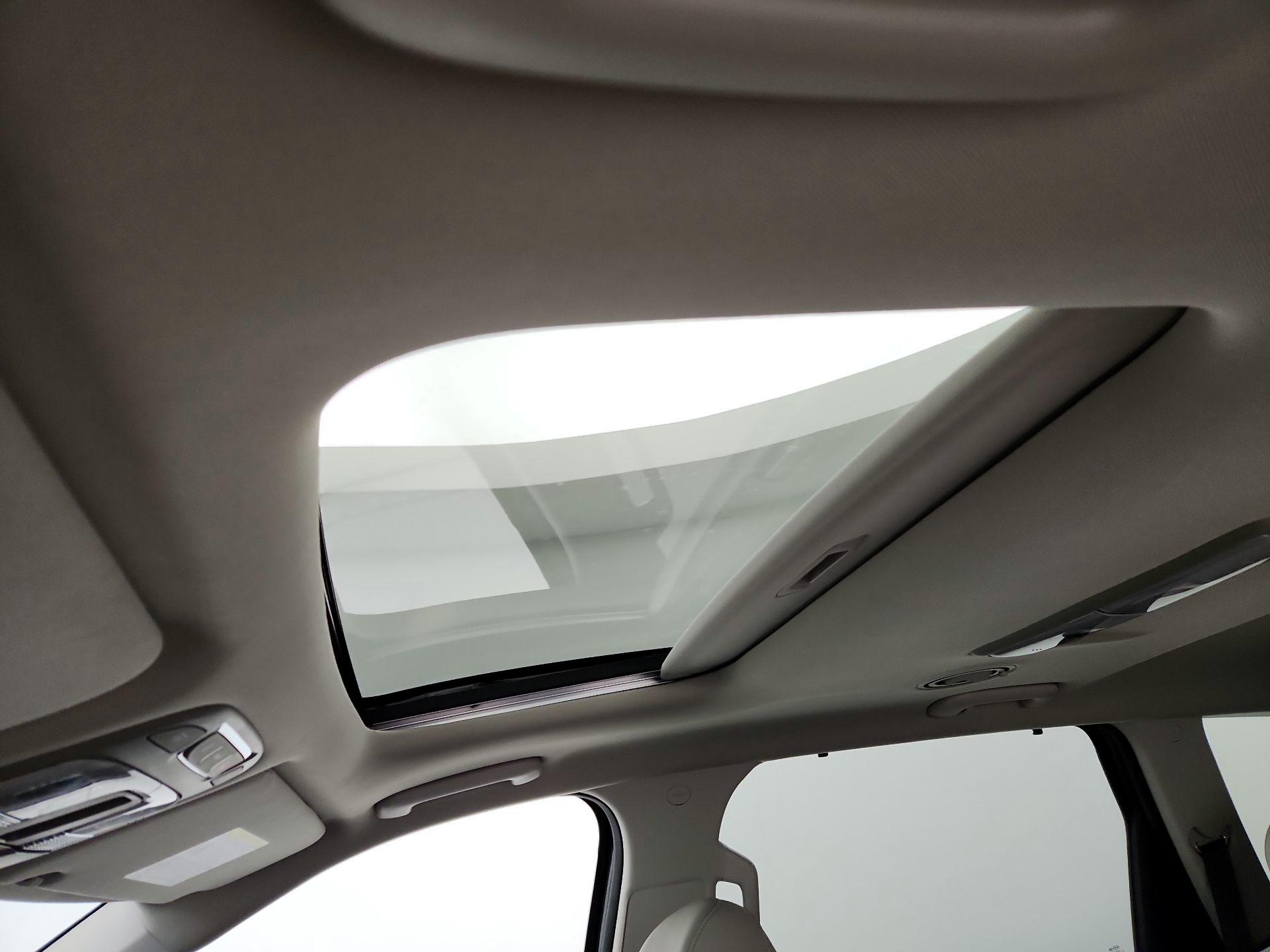 Thumbnail: 2021 Kia Telluride - 20