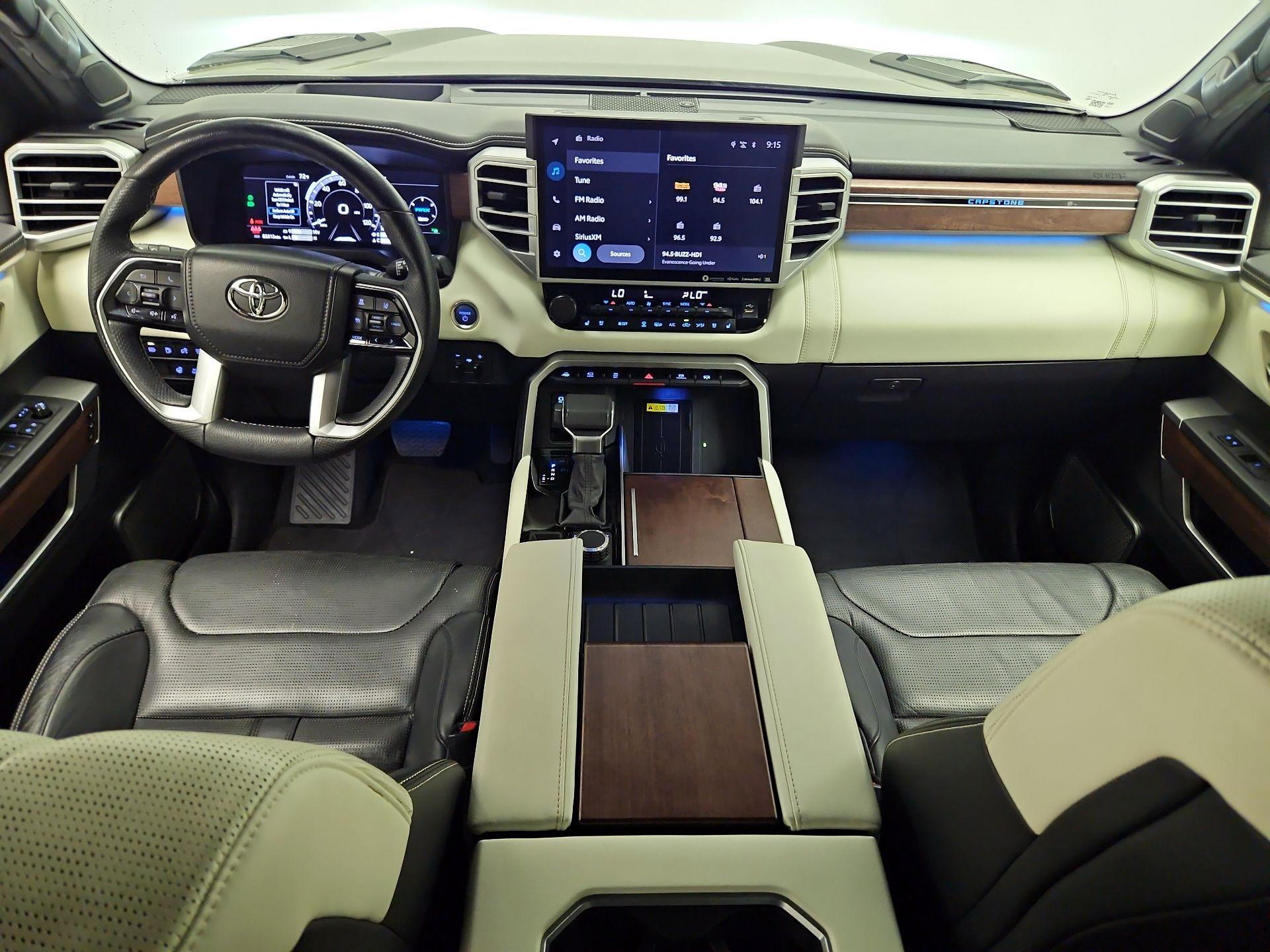 Thumbnail: 2022 Toyota Tundra - 9